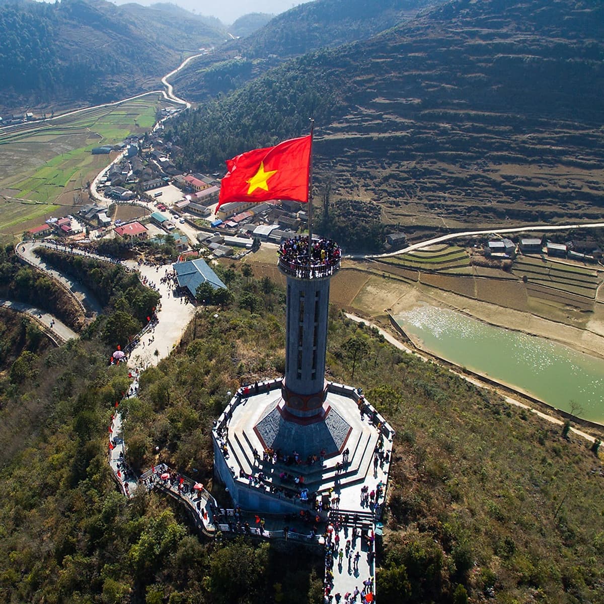 Tour 4N3Đ HCM - HN - Hà Giang - Hẻm Tu Sản - Sông Nho Quế - Lũng Cú - Đồng Văn, Gồm Vé Máy Bay, Khởi Hành Thứ 5 Hàng Tuần & Dịp Lễ Tết