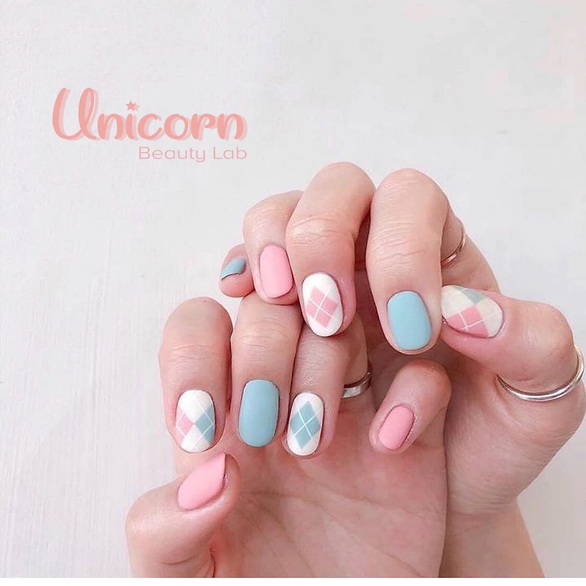 Combo Cắt Da, Sơn Gel Tại Unicorn Beauty Lab - UBL1
