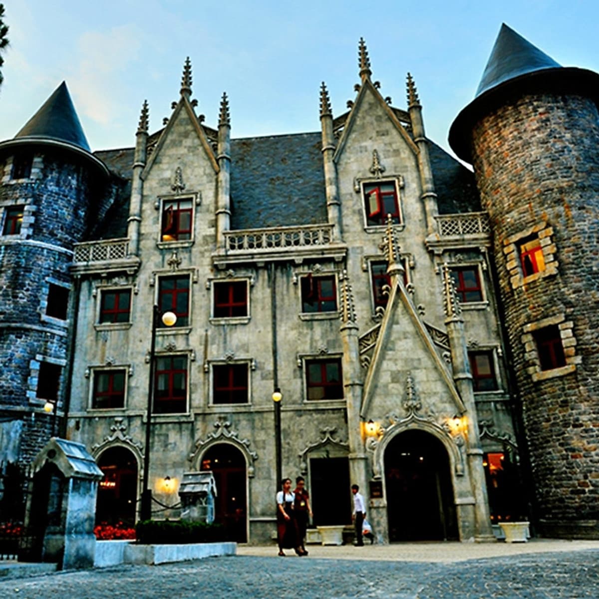Tour 5N4Đ Đà Nẵng - Huế - Động Thiên Đường - Bà Nà - Hội An - Sơn Trà, Khởi Hành Thứ 2 Hàng Tuần