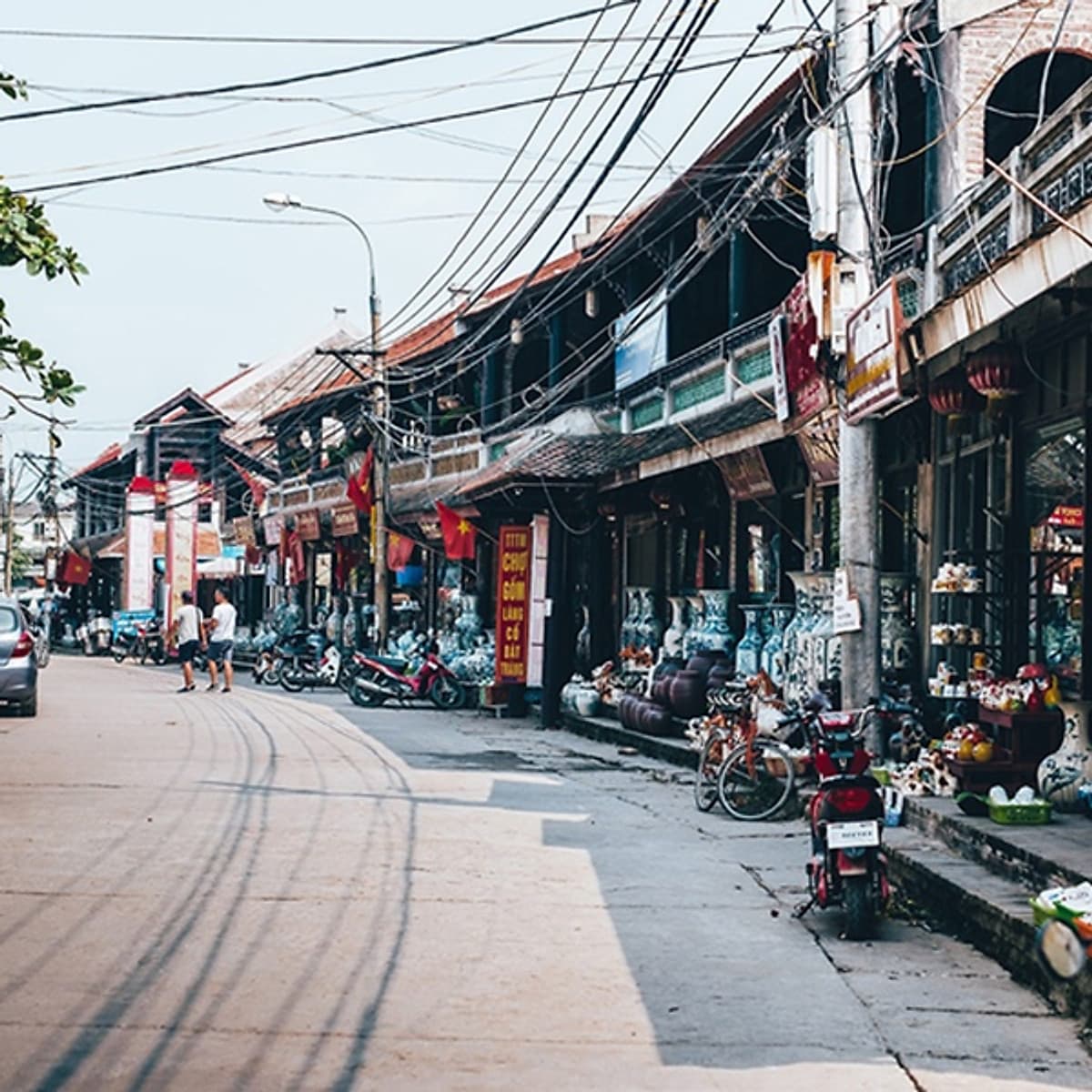 City Tour Hà Nội 01 Ngày: Lăng Bác - Hoàng Thành Thăng Long - Văn Miếu - Chùa Trấn Quốc - Hồ Hoàn Kiếm, Khởi Hành Hàng Ngày