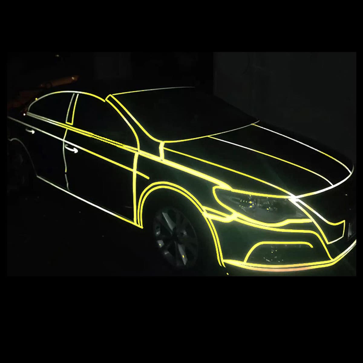Băng Cuộn Dán Dính Đề Can (Decal) Phản Quang Dán Trang Trí Viền Thân Xe Đạp, Xe Máy, Ô tô An Toàn Ban Đêm Nổi Bật (1 cuộn 8 mét) Mai Lee