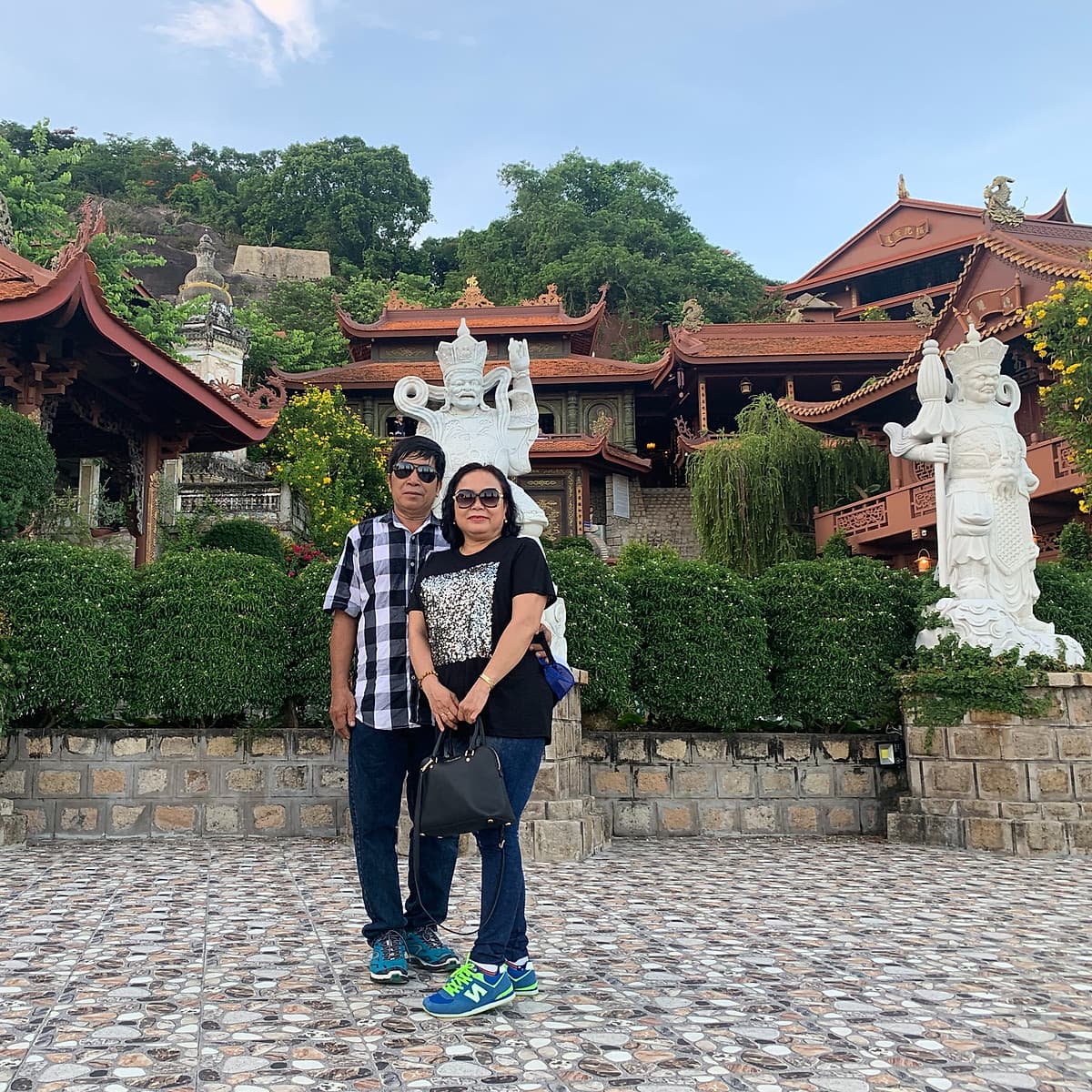 HÀNH HƯƠNG CHÂU ĐỐC - NÚI CẤM 1 NGÀY 1 ĐÊM - HAPPY TOUR 