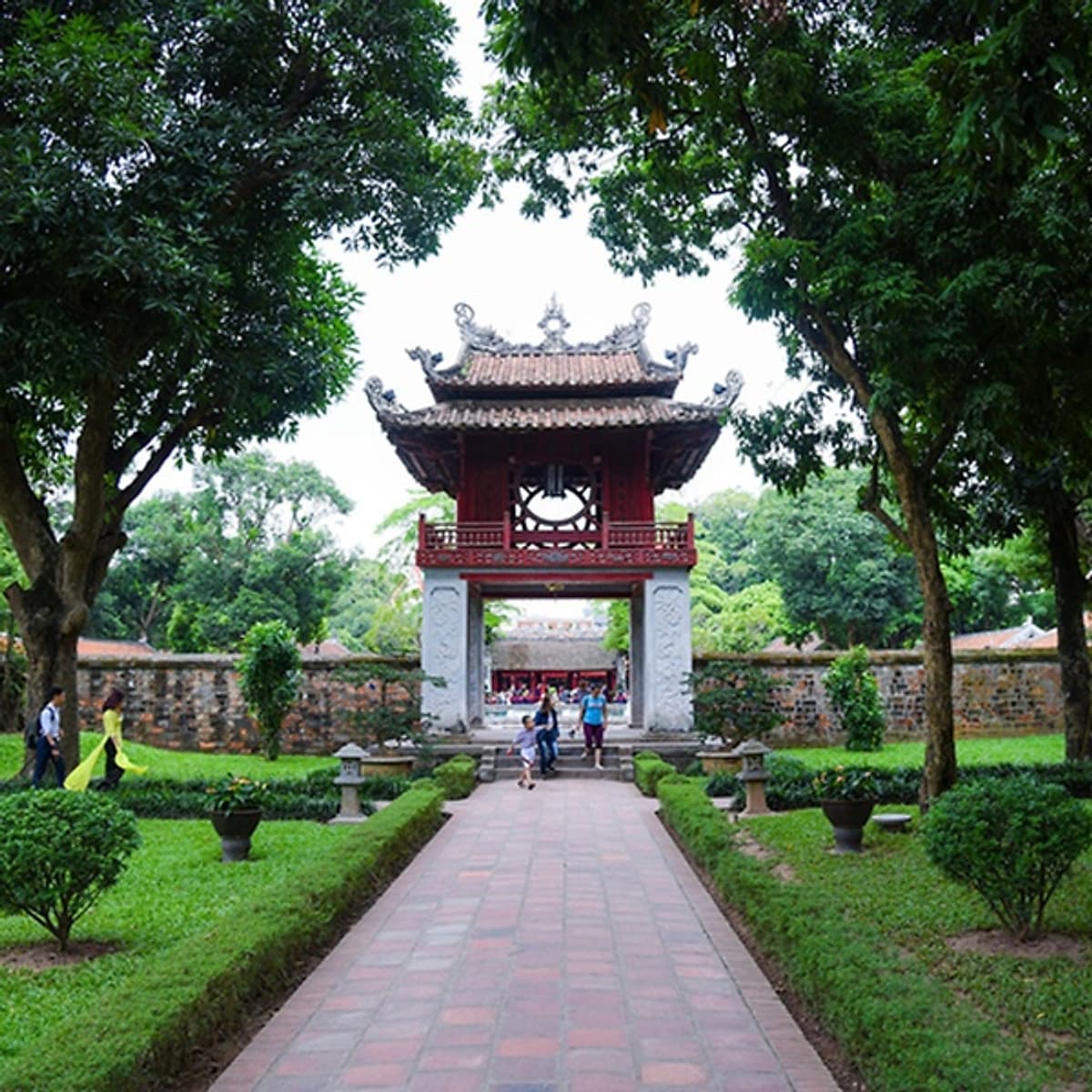 City Tour Hà Nội 01 Ngày: Lăng Bác - Hoàng Thành Thăng Long - Văn Miếu - Chùa Trấn Quốc - Hồ Hoàn Kiếm, Khởi Hành Hàng Ngày