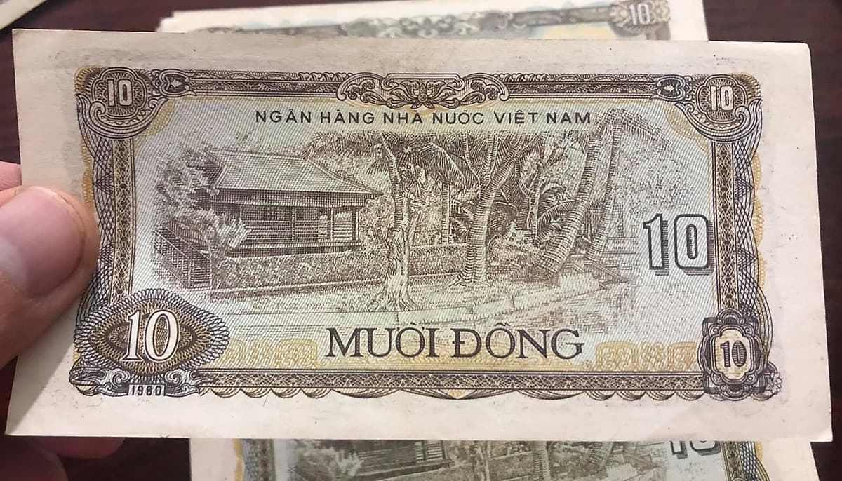 Tiền cổ Việt Nam, 10 đồng bao cấp 1980 sưu tầm