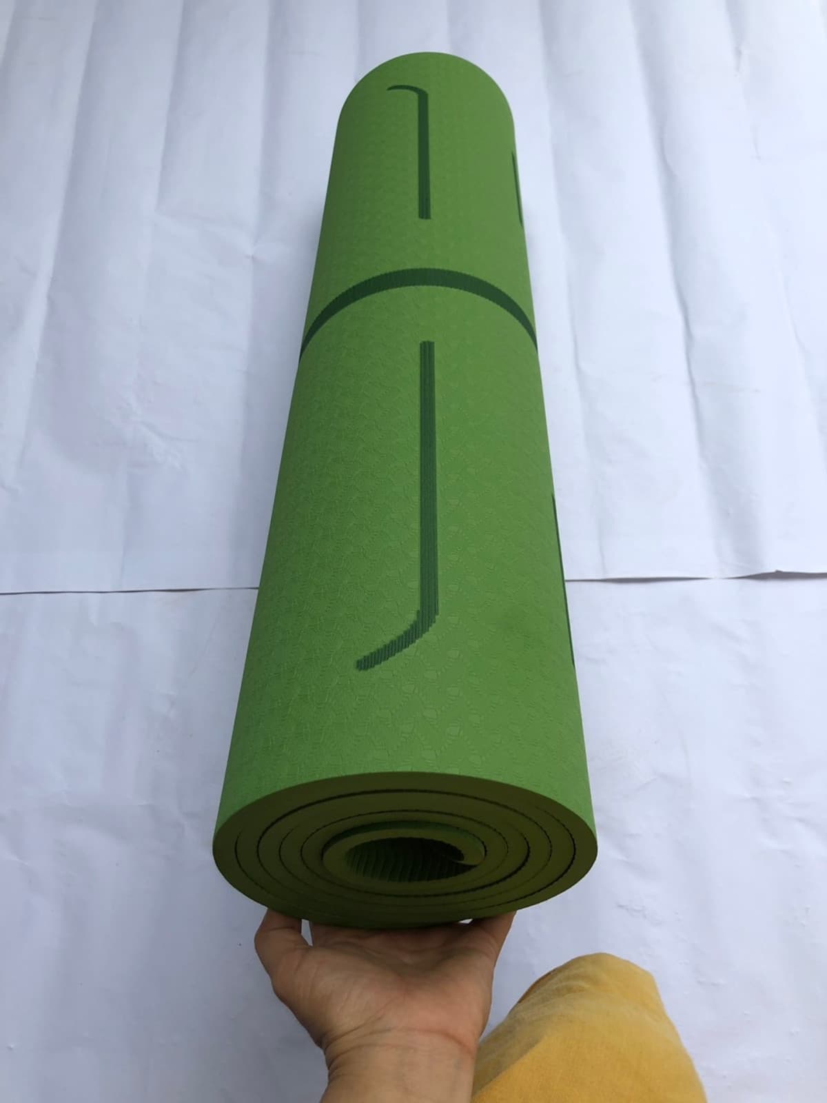 Thảm yoga định tuyến 8mm TPE(kèm túi đựng+dây buộc thảm )-Hoa văn ngẫu nhiên