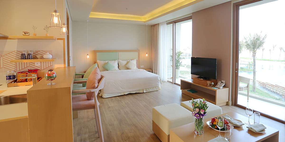 VOUCHER TRIPLUX - 4N3Đ TẠI HỆ THỐNG KHU NGHỈ DƯỠNG FLC- Áp dụng Từ thứ 6 đến thứ 2 DÀNH CHO  2 NGƯỜI LỚN + 2 TRẺ EM DƯỚI 6 TUỔI