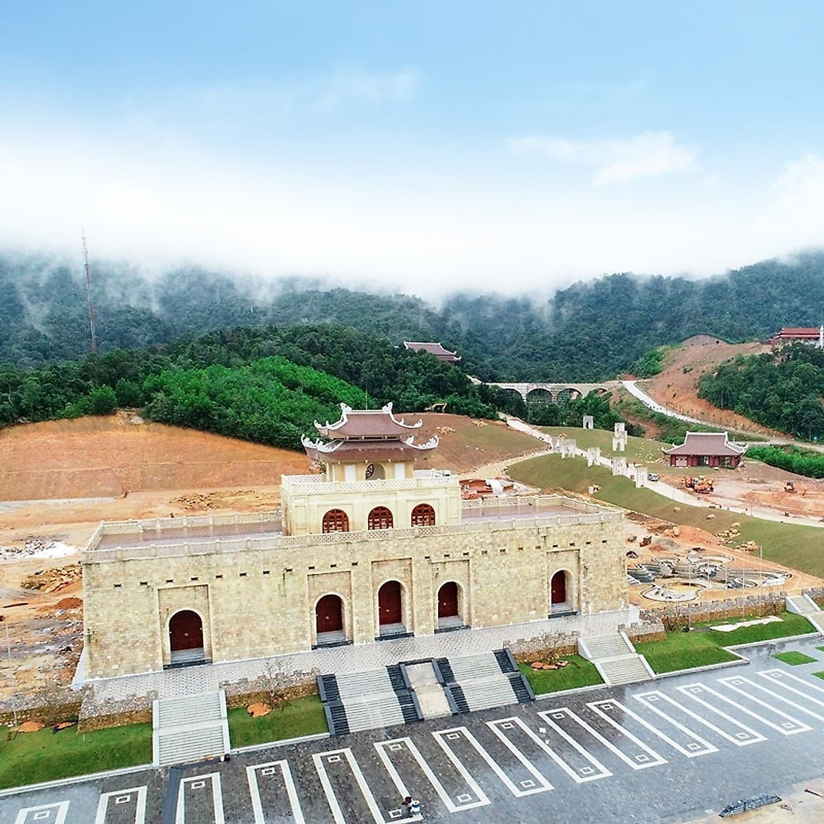 [TOUR LỄ HỘI 2020] TOUR 1 NGÀY KHÁM PHÁ CHÙA VĨNH NGHIÊM – THIỀN VIỆN TRÚC LÂM PHƯỢNG HOÀNG 