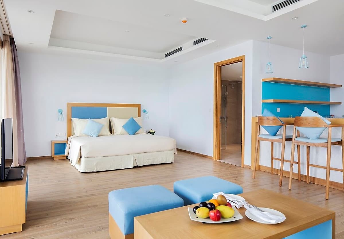 VOUCHER TRIPLUX - 4N3Đ TẠI HỆ THỐNG KHU NGHỈ DƯỠNG FLC- Áp dụng Từ thứ 6 đến thứ 2 DÀNH CHO  2 NGƯỜI LỚN + 2 TRẺ EM DƯỚI 6 TUỔI