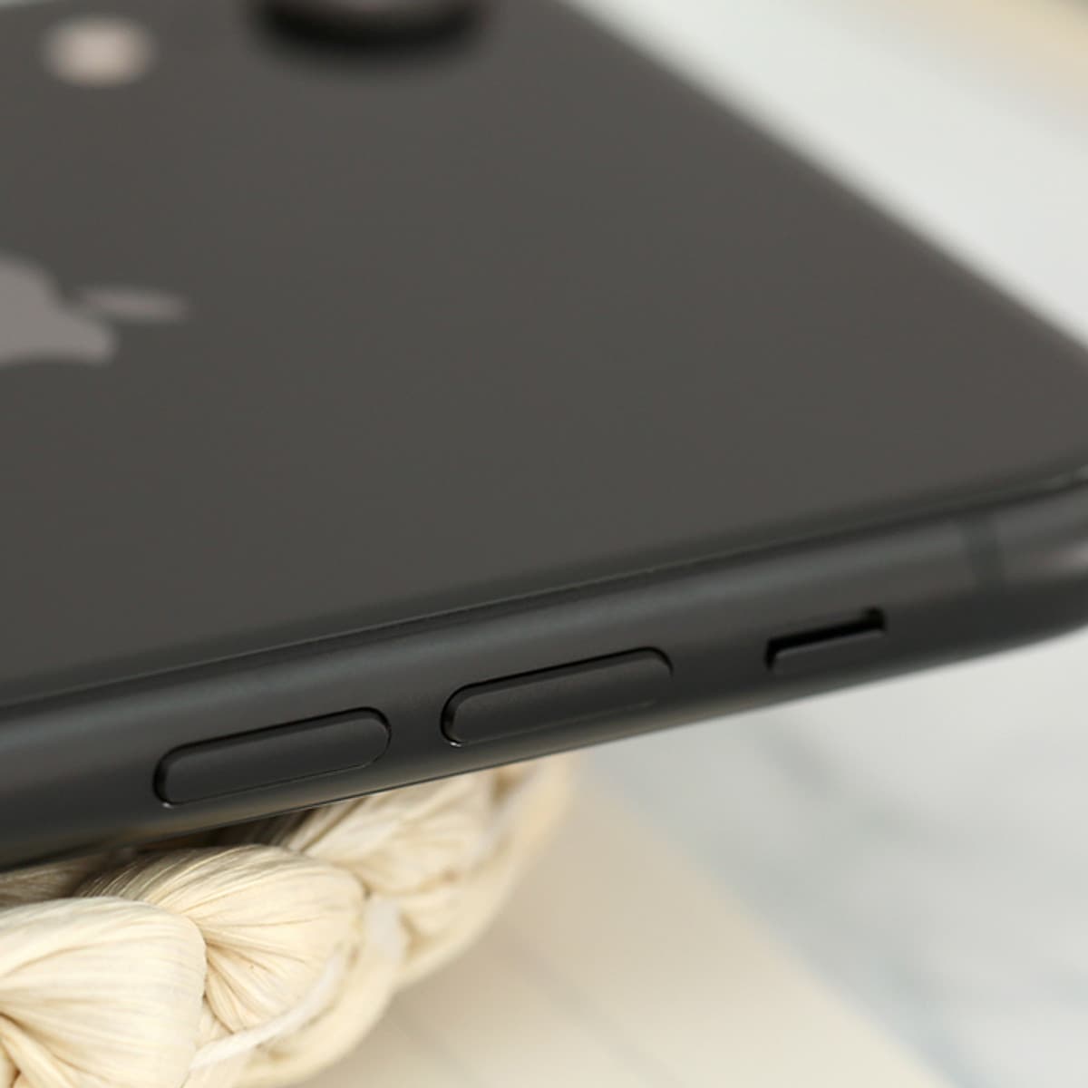 Điện Thoại iPhone XR 64GB - Hàng Chính Hãng VN/A