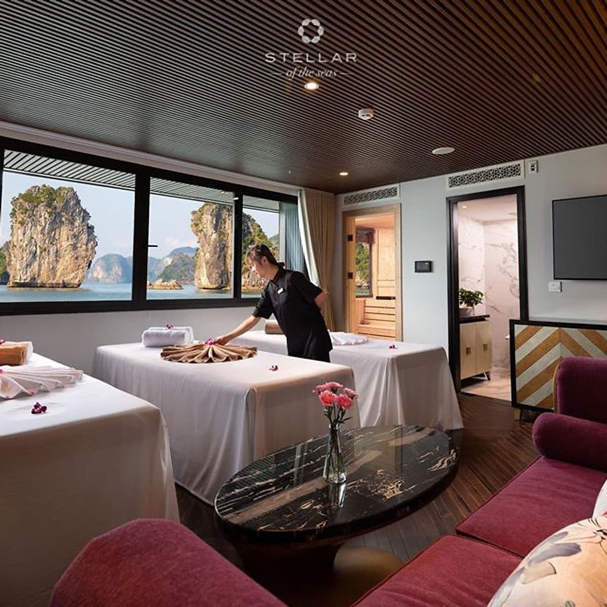 Tour Trọn Gói 2N1Đ Ngủ Đêm Trên Du Thuyền 5* Stellar Of The Seas Cruises Siêu Đẳng Cấp Tại Vịnh Hạ Long (Chèo Thuyền Kayak Khám Phá Vịnh, Ăn 04 bữa, Câu Mực Đêm)
