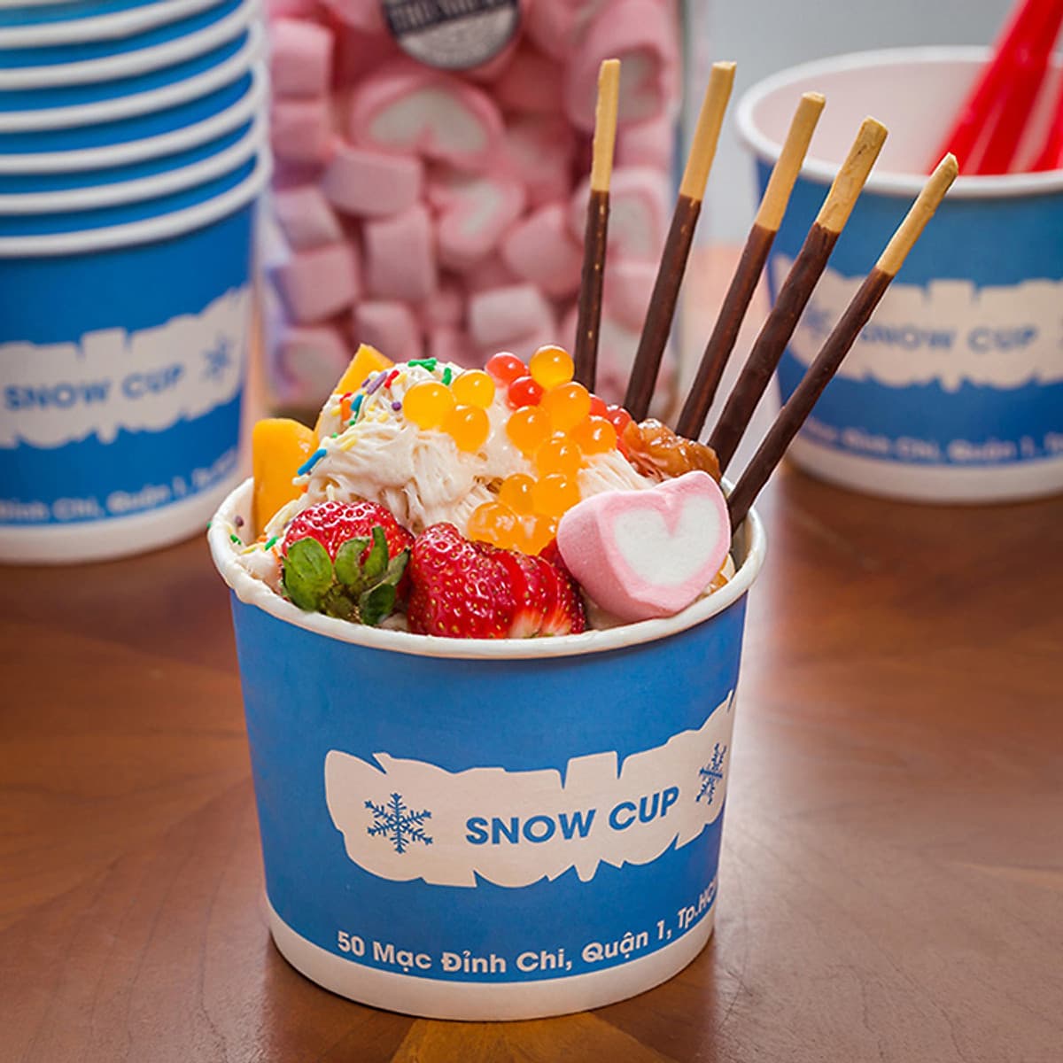Kem Tuyết Singapore Size BigMax Mát Lạnh, Hấp Dẫn Tại Snow Cup