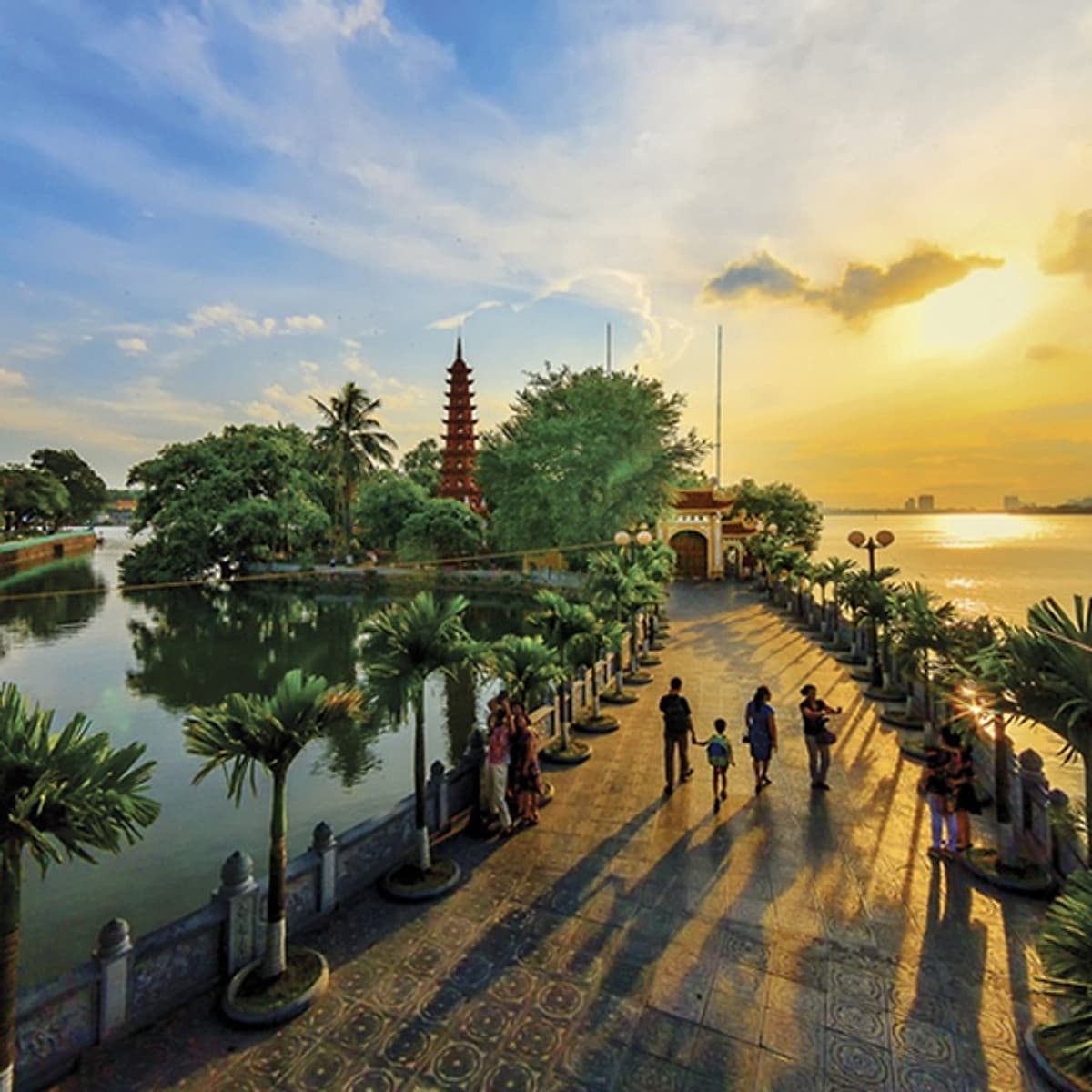 City Tour Hà Nội 01 Ngày: Lăng Bác - Hoàng Thành Thăng Long - Văn Miếu - Chùa Trấn Quốc - Hồ Hoàn Kiếm, Khởi Hành Hàng Ngày