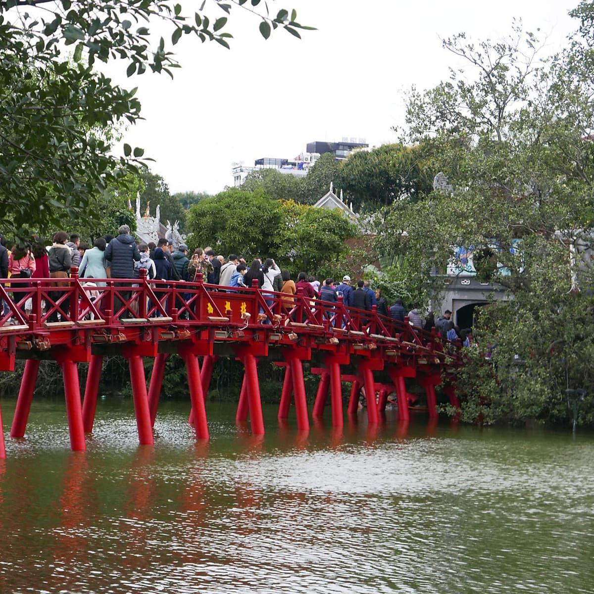 [Tour Tết] tham quan Hà Nội - Mộc Châu - Ninh Bình 4 ngày 3 đêm mùng 2 - 3- 4 Tết khởi hành tại thành phố Hồ Chí Minh bằng máy bay Vietjet Air