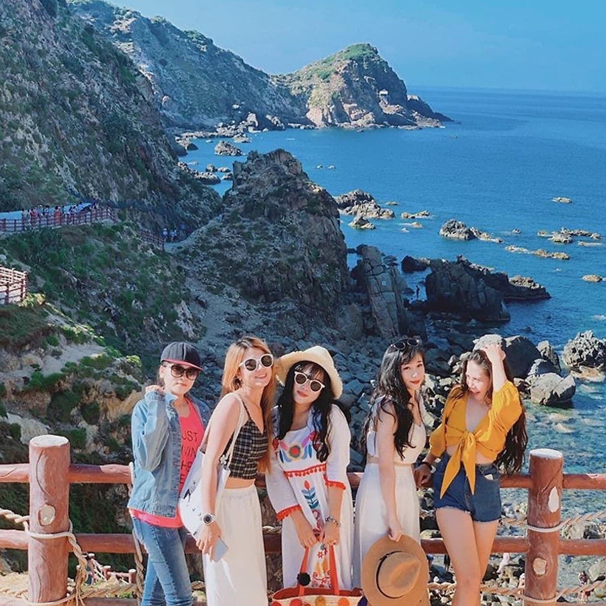 Tour Quy Nhơn 1 ngày: Kỳ Co - Hòn Khô - Eo Gió