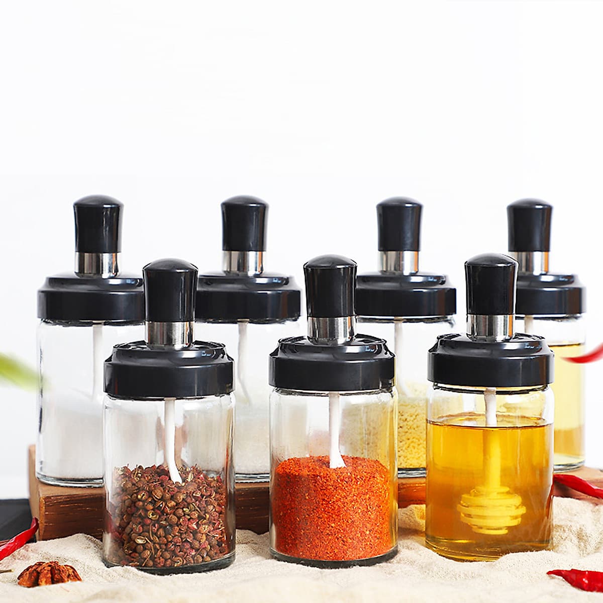 Lọ đựng gia vị - Hũ gia vị kèm muỗng không thể thiếu trong gia đình