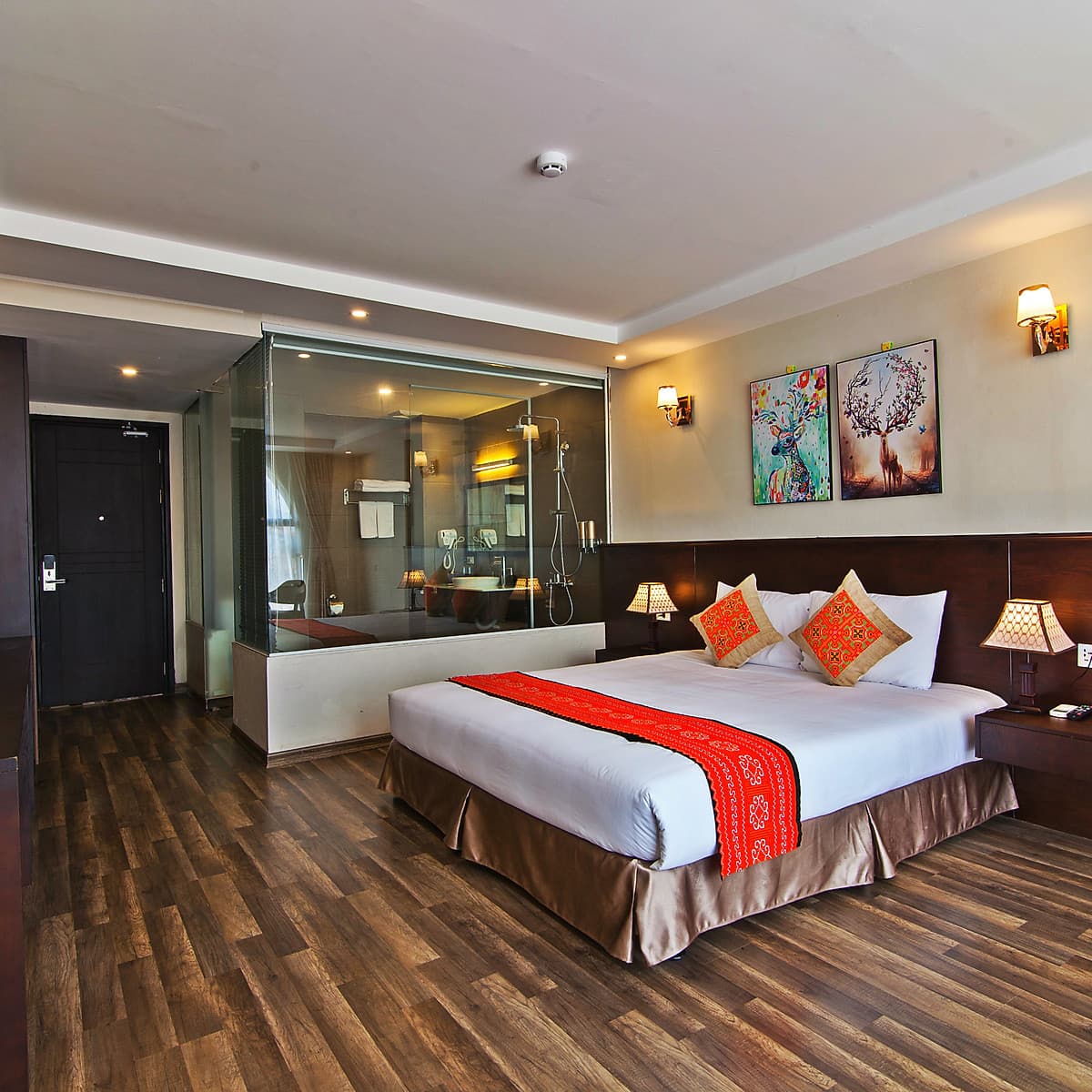 [Lacasa Sapa Hotel] Điểm đến giữa thung lũng Mường Hoa , Nhiều dịch vụ  và Miễn phí Buffet sáng