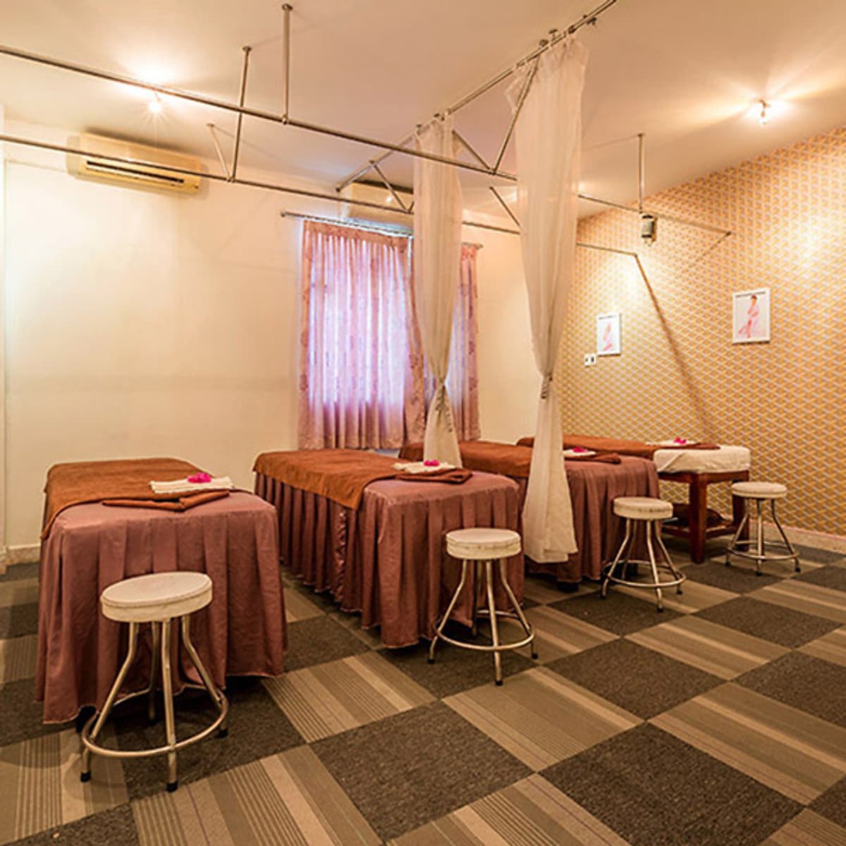 Massage Thư Giãn Tinh Dầu 75 Phút Tại Paradise Beauty & Spa