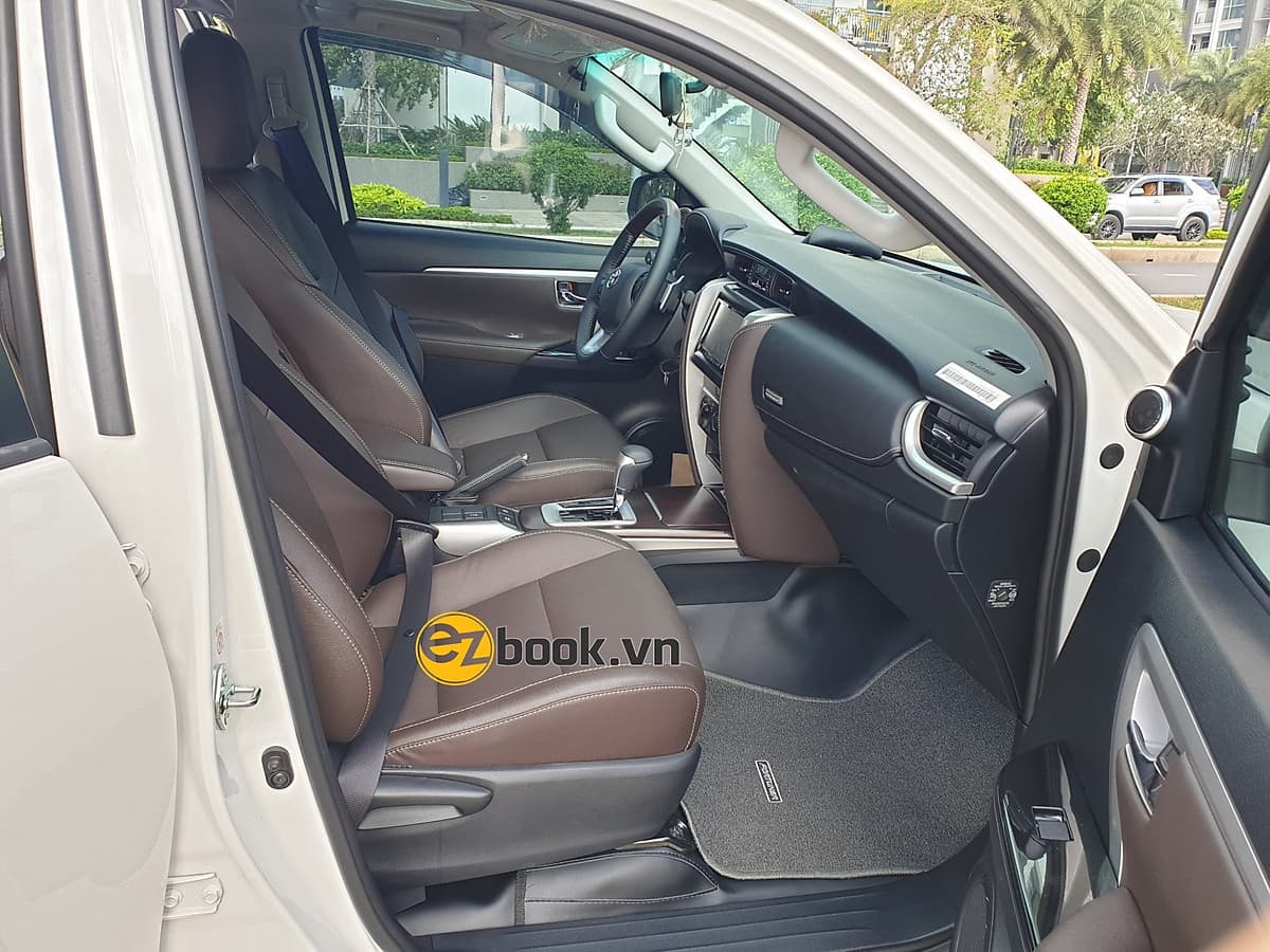 Dịch vụ thuê xe 7 chỗ đi Sài Gòn - Mũi Né 2 ngày 1 đêm