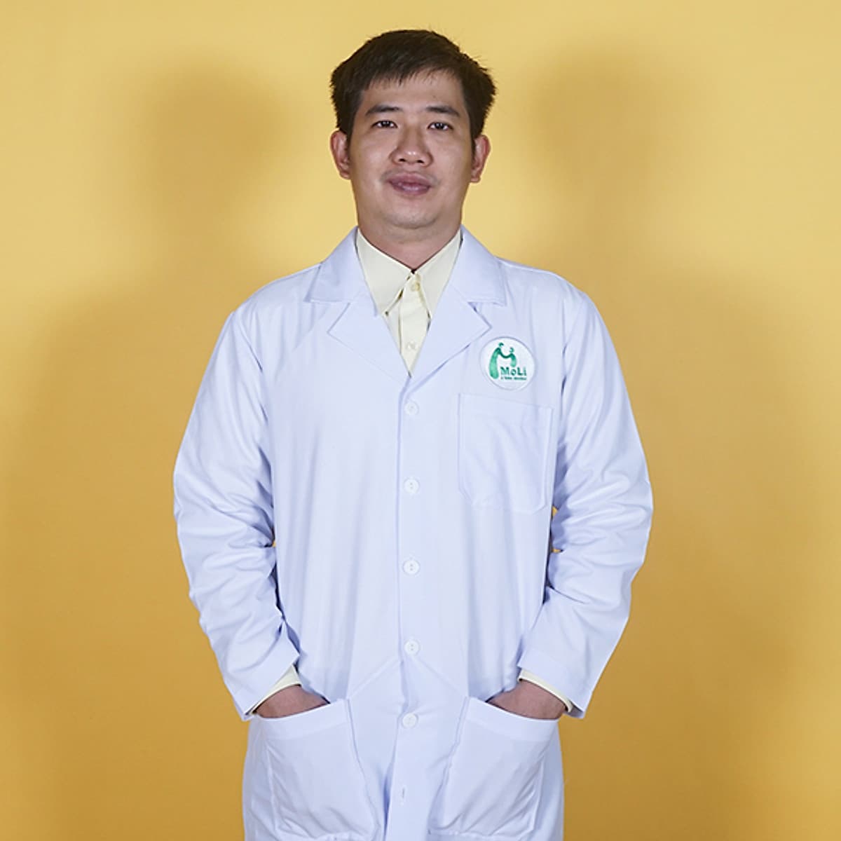 Bọc Răng Sứ Kim Loại Tại Nha Khoa Moli