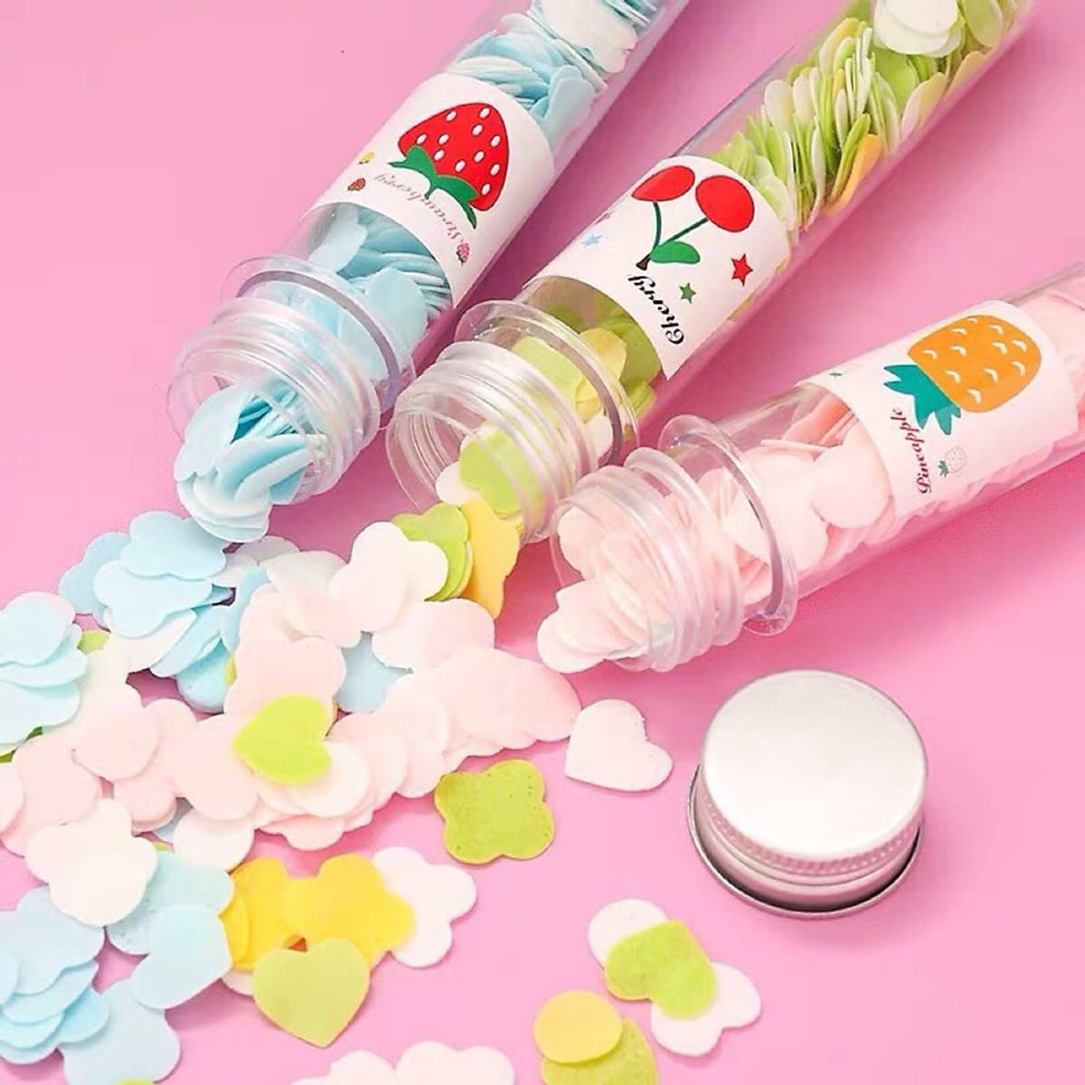 Mua 1 Máy Phun Sương 350ml Khuếch Tán Hơi Nước Có Đèn Led Làm Đèn Ngủ Sạc USB Tặng 1 Xà Phòng Giấy Khô Rửa Tay Bỏ Túi Tiện Lợi - TAI GẤU - HÔNG