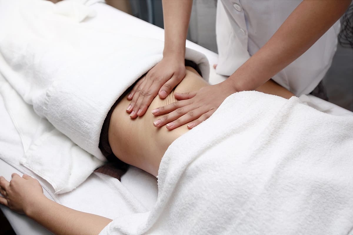 Dolly Beauty - Giảm Béo Hủy Mỡ Đa Tầng RF 4D/ Tắm Trắng Với Công Nghệ Hiện Đại Châu Âu