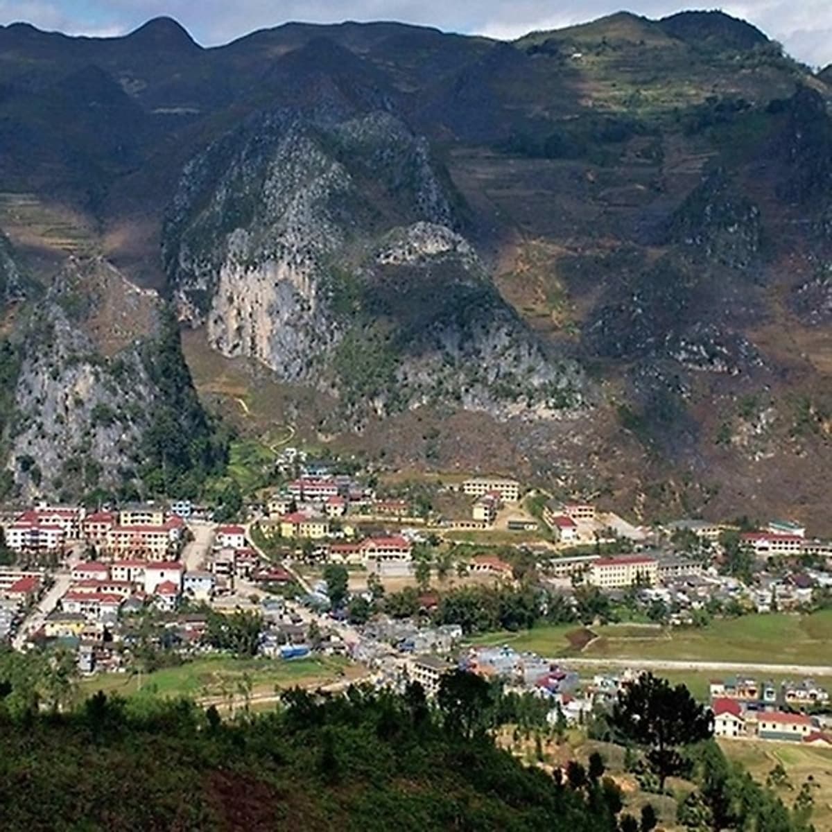 Tour 4N3Đ HCM - HN - Hà Giang - Hẻm Tu Sản - Sông Nho Quế - Lũng Cú - Đồng Văn, Gồm Vé Máy Bay, Khởi Hành Thứ 5 Hàng Tuần & Dịp Lễ Tết