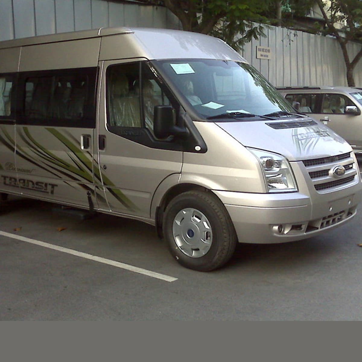 Xe 16 chỗ tham quan Đà Nẵng city (nửa ngày)