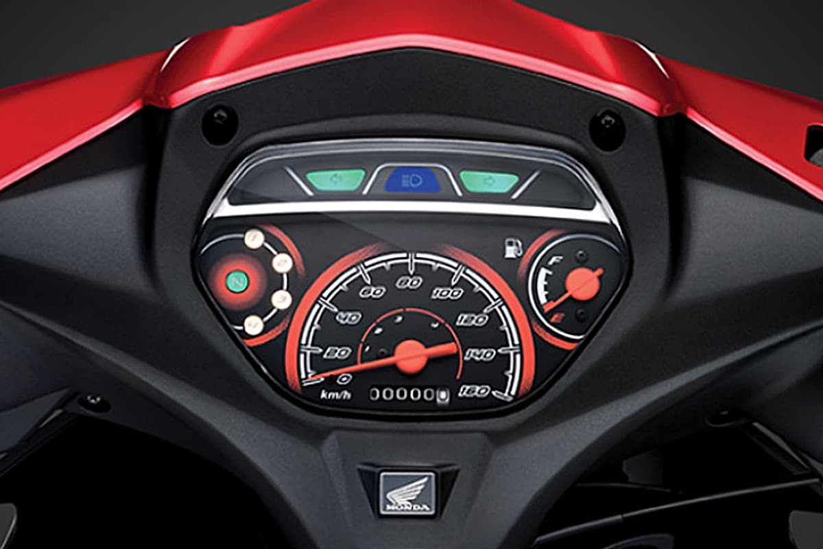 Xe Honda Blade 2019 - Phanh Cơ, Vành Nan Hoa 