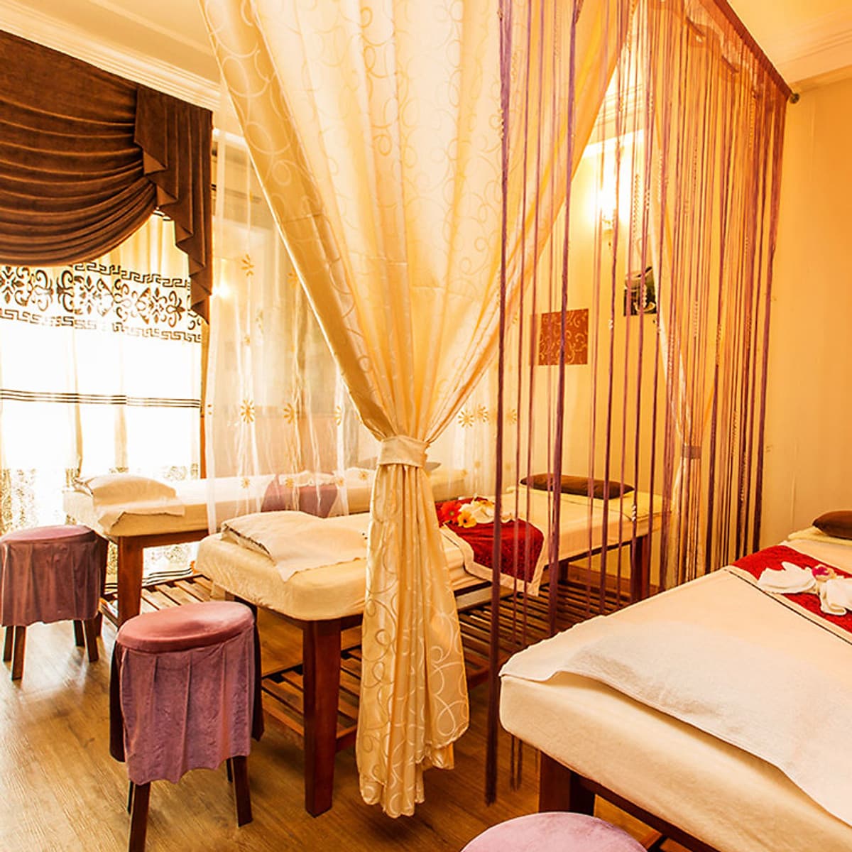 Moon Light Spa - Chăm Sóc Da Thư Giãn Vitamin C