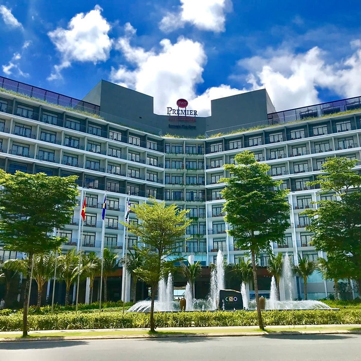 [Combo Tết Âm Lịch] 3N2Đ Best Western Premier Sonasea Resort 5* Phú Quốc + Vé Máy Bay Từ HCM, Buffet Sáng, Miễn Phí Đón Tiễn Sân Bay Dành Cho 01 Người, Khởi Hành Mùng 2, 3, 4 Tết