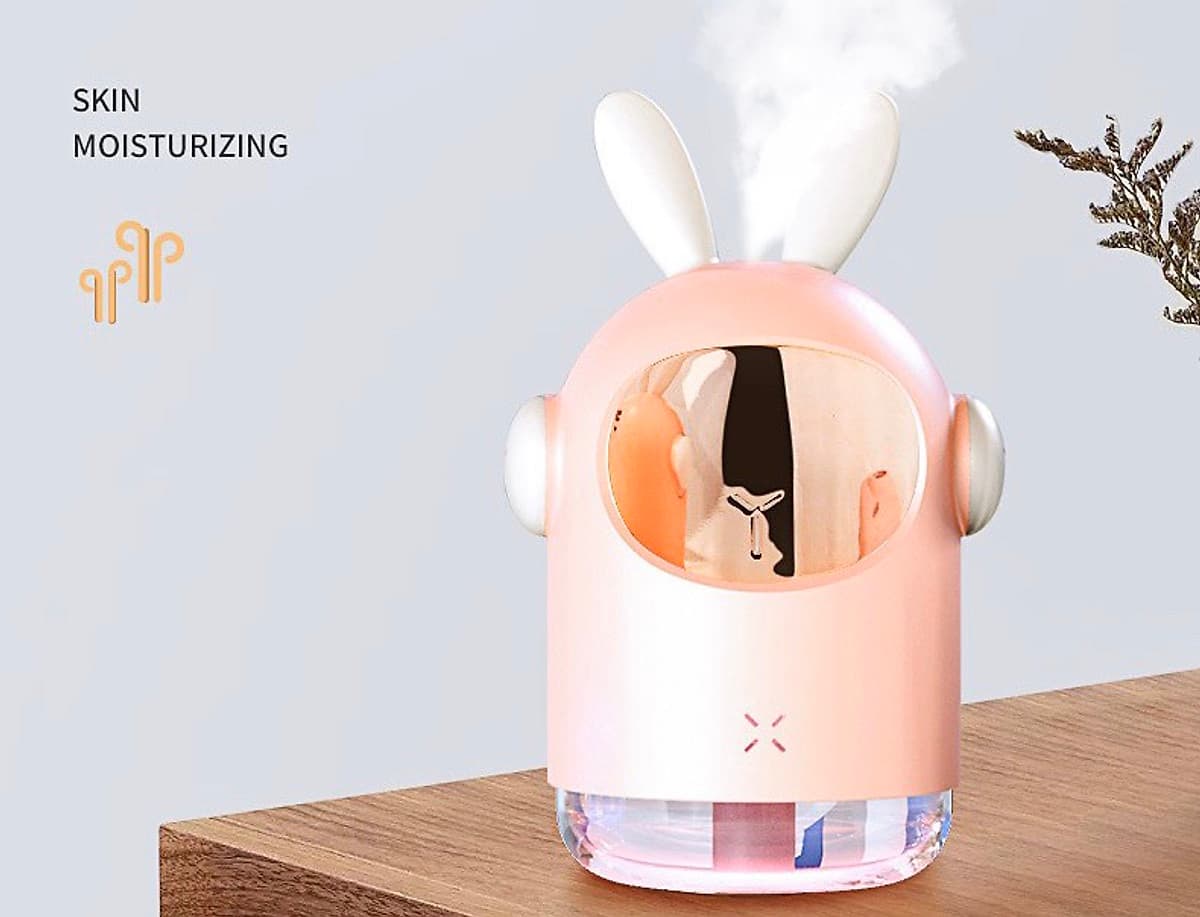 Mua 1 Máy Phun Sương 350ml Khuếch Tán Hơi Nước Có Đèn Led Làm Đèn Ngủ Sạc USB Tặng 1 Xà Phòng Giấy Khô Rửa Tay Bỏ Túi Tiện Lợi - TAI GẤU - HÔNG