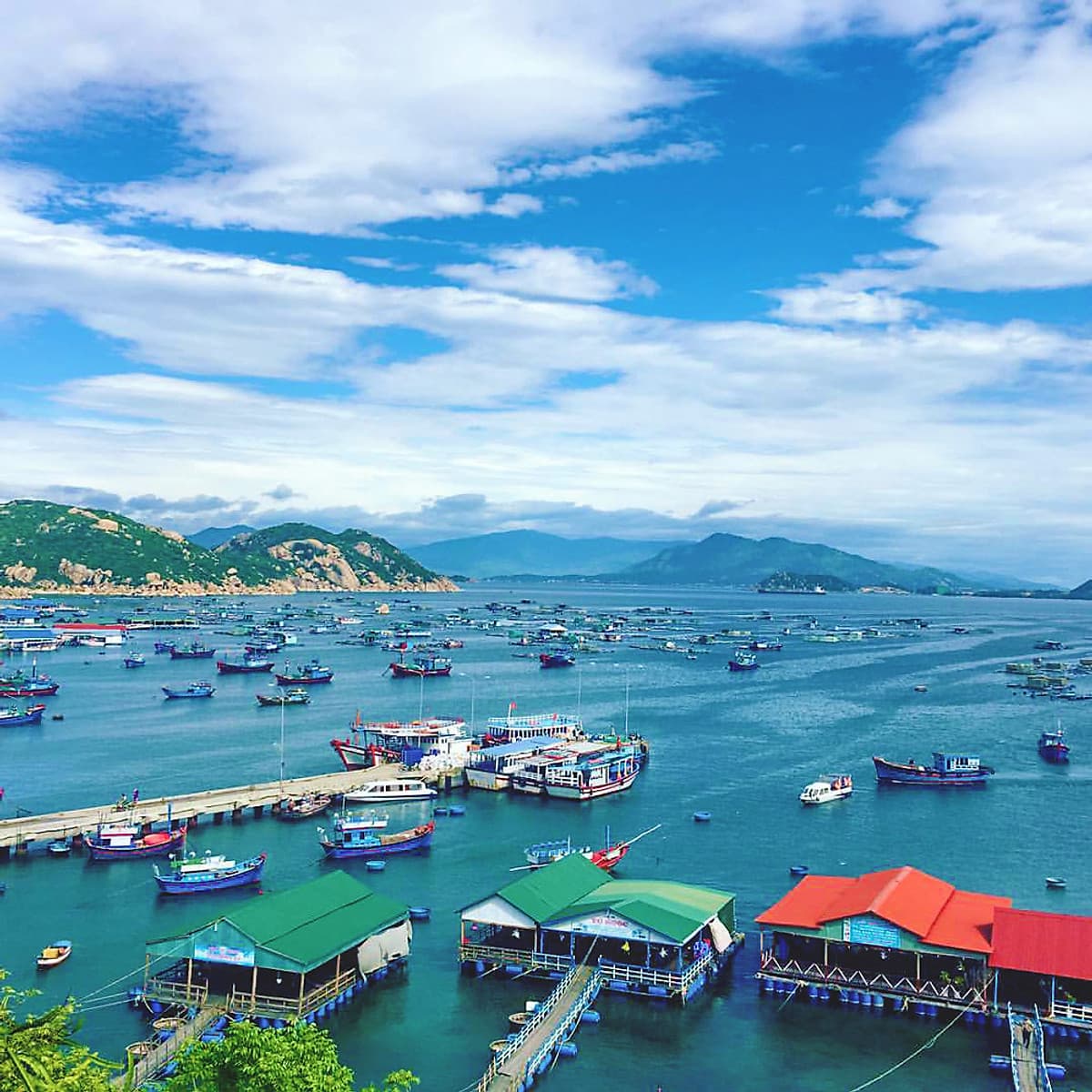 Tour Du lịch Bình Ba 2 Ngày 2 Đêm - Tiệc Bar trên biển - BBQ Hải sản