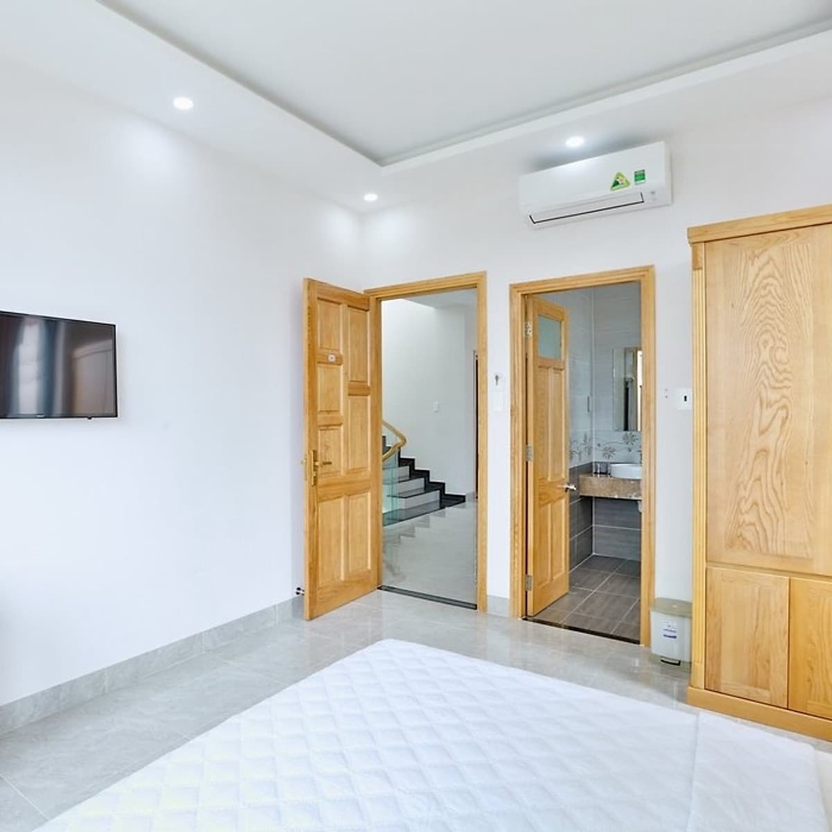 Don Luxury Villa Vũng Tàu - 08 Phòng Ngủ Dành Cho 20 Người, Hồ Bơi, Bếp Nấu, Lò Nướng BBQ, Gần Biển Bãi Sau