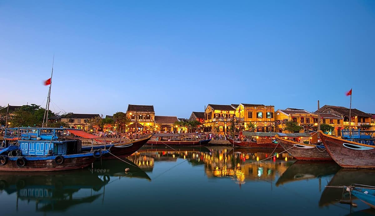 TOUR ĐÀ NẴNG  - HỘI AN - BÀ NÀ - HUẾ - XUÔI DÒNG MẮT BIẾC 4N3D [TPHCM] [ĐỘC ĐÁO MỚI LẠ] [DATVIETRAVEL]