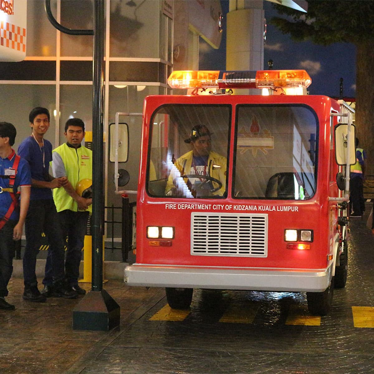 Vé Tham Quan Kidzania Kuala Lumpur, Malaysia