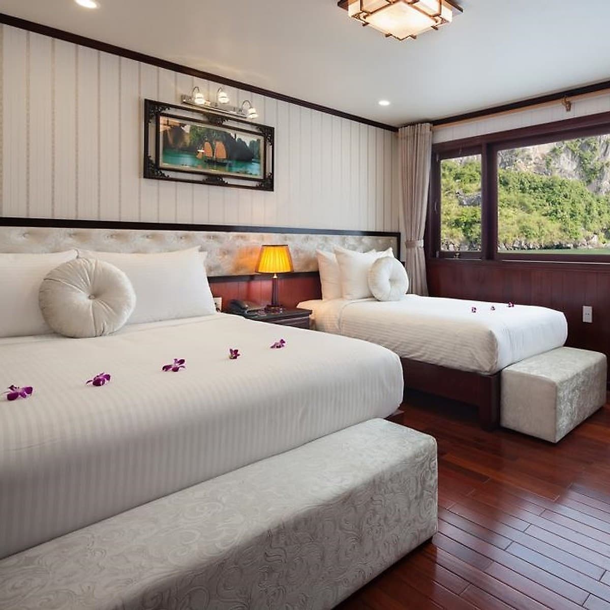 Tour Khám Phá Vịnh Hạ Long 2N1Đ - Khởi Hành Hà Nội - Du Thuyền Hạ Long Silver Sea 4* Dành Cho 01 Người