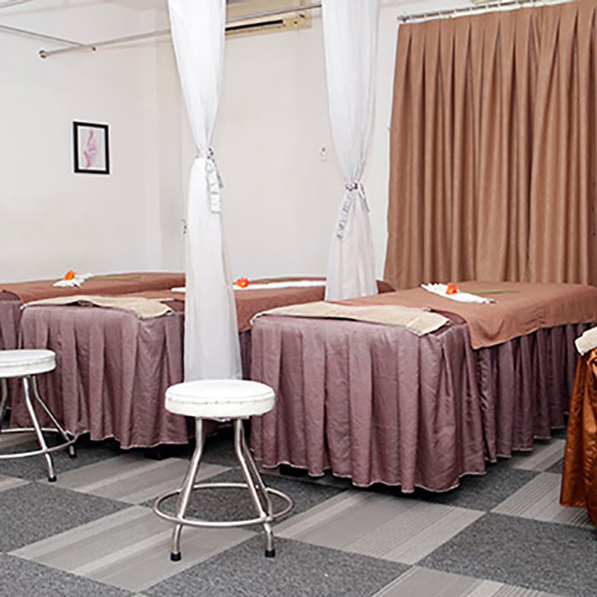 Massage Thư Giãn Đá Nóng 90 Phút Tại Paradise Beauty & Spa