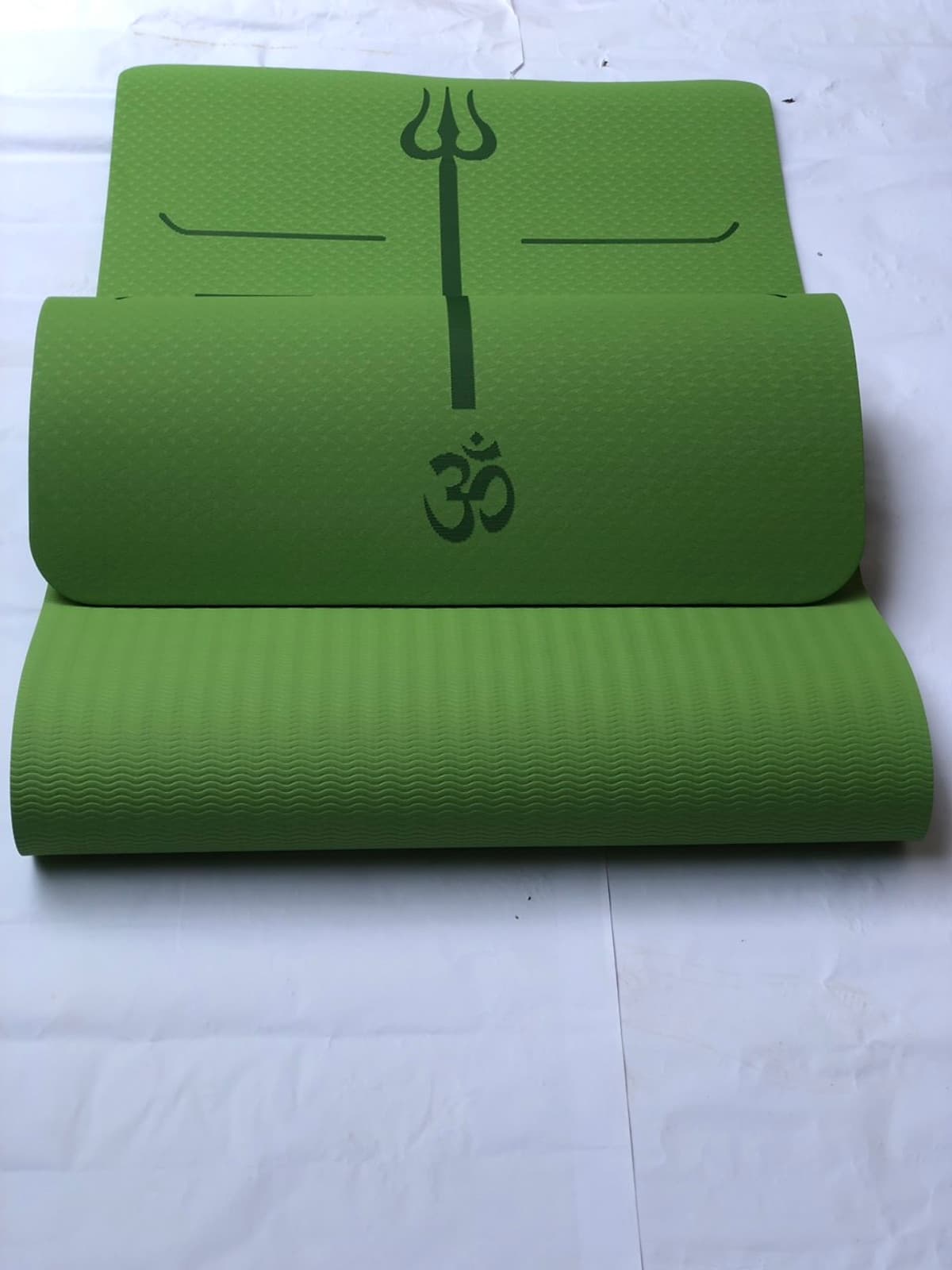 Thảm yoga định tuyến 8mm TPE(kèm túi đựng+dây buộc thảm )-Hoa văn ngẫu nhiên
