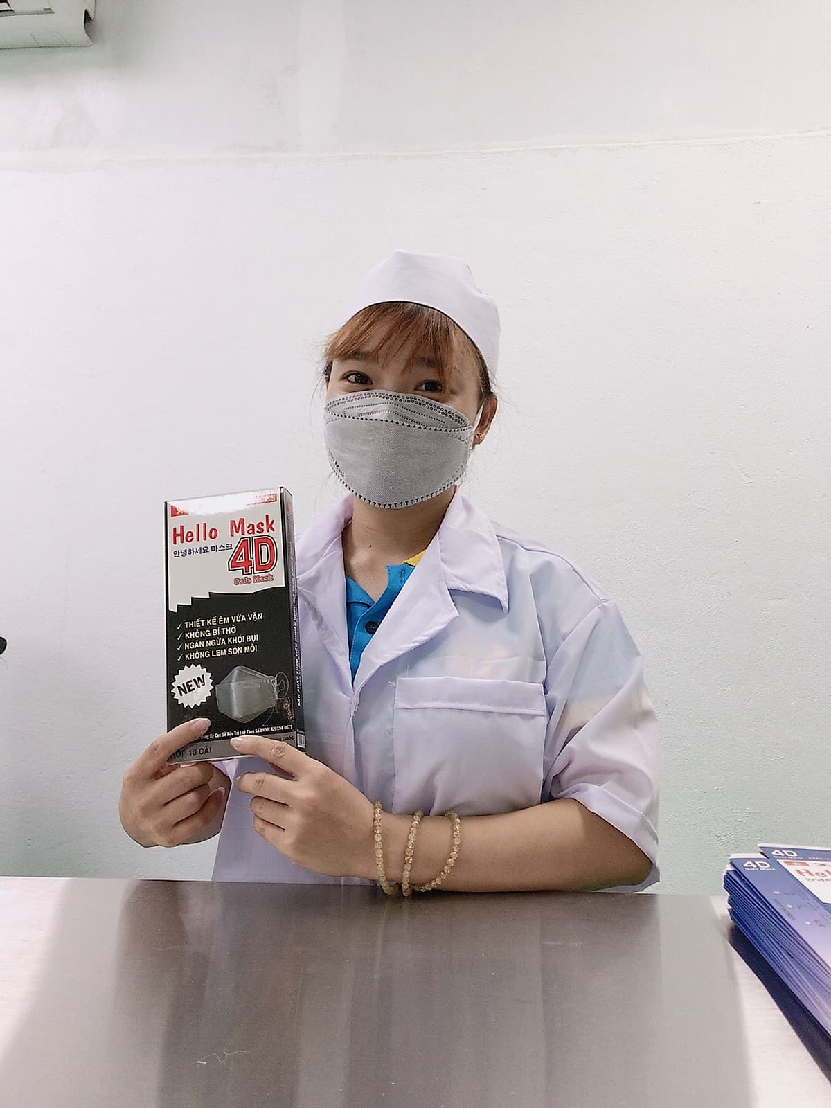KHẨU TRANG 4D HELLO MASK VẢI KHÔNG DỆT SMS KHÁNG KHUẨN (10 cái)