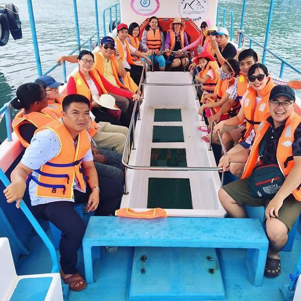 [Tour Tết 2021] 2N2Đ Sài Gòn - Núi Chúa - Vịnh Vĩnh Hy - Leo Núi Trekking 7Km - Suối Lồ Ồ - Cắm Trại Lalaland Camping Bên Biển, Khởi Hành Mùng 4 Tết