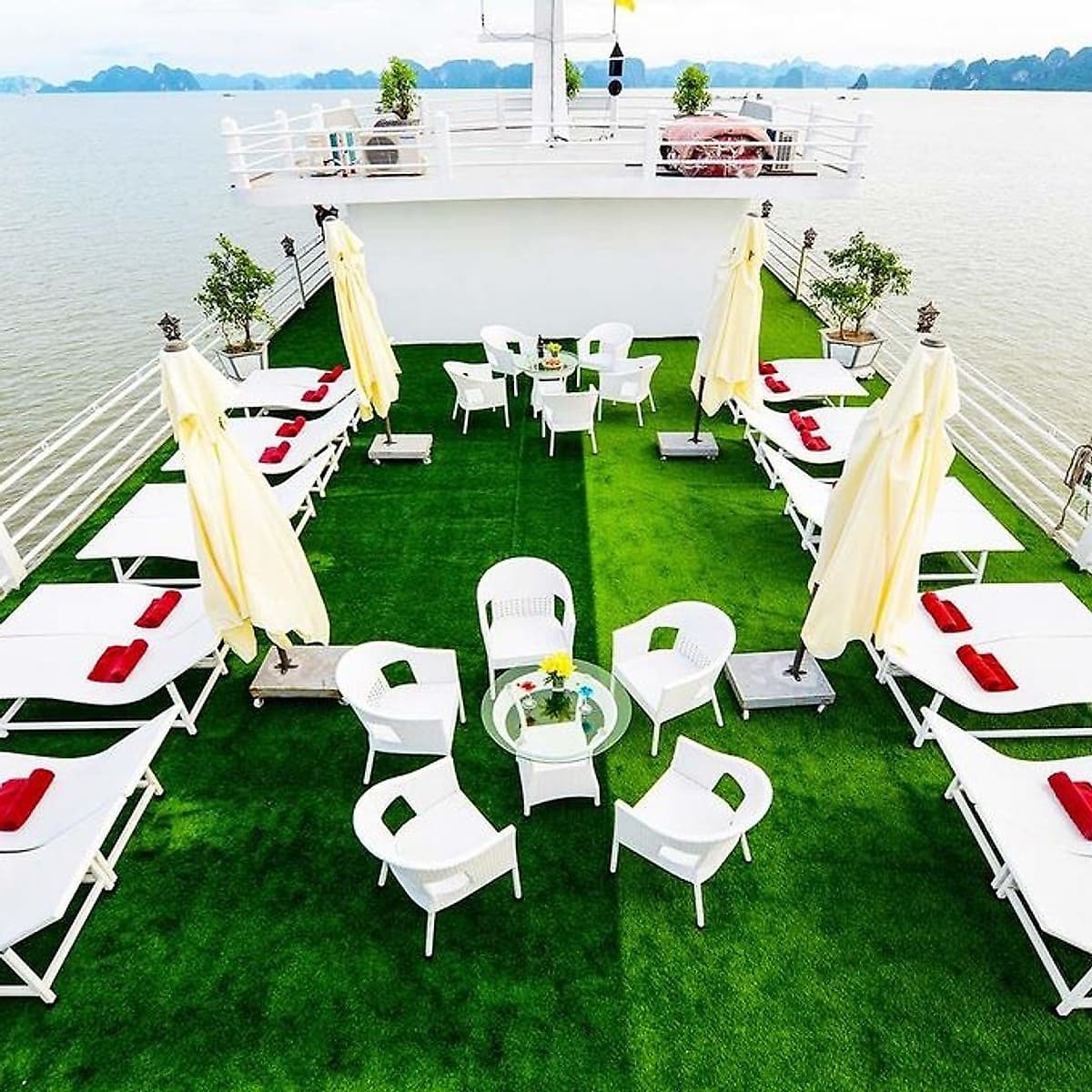 Tour Khám Phá Vịnh Hạ Long 2N1Đ - Khởi Hành Hà Nội - Du Thuyền Hạ Long Silver Sea 4* Dành Cho 01 Người