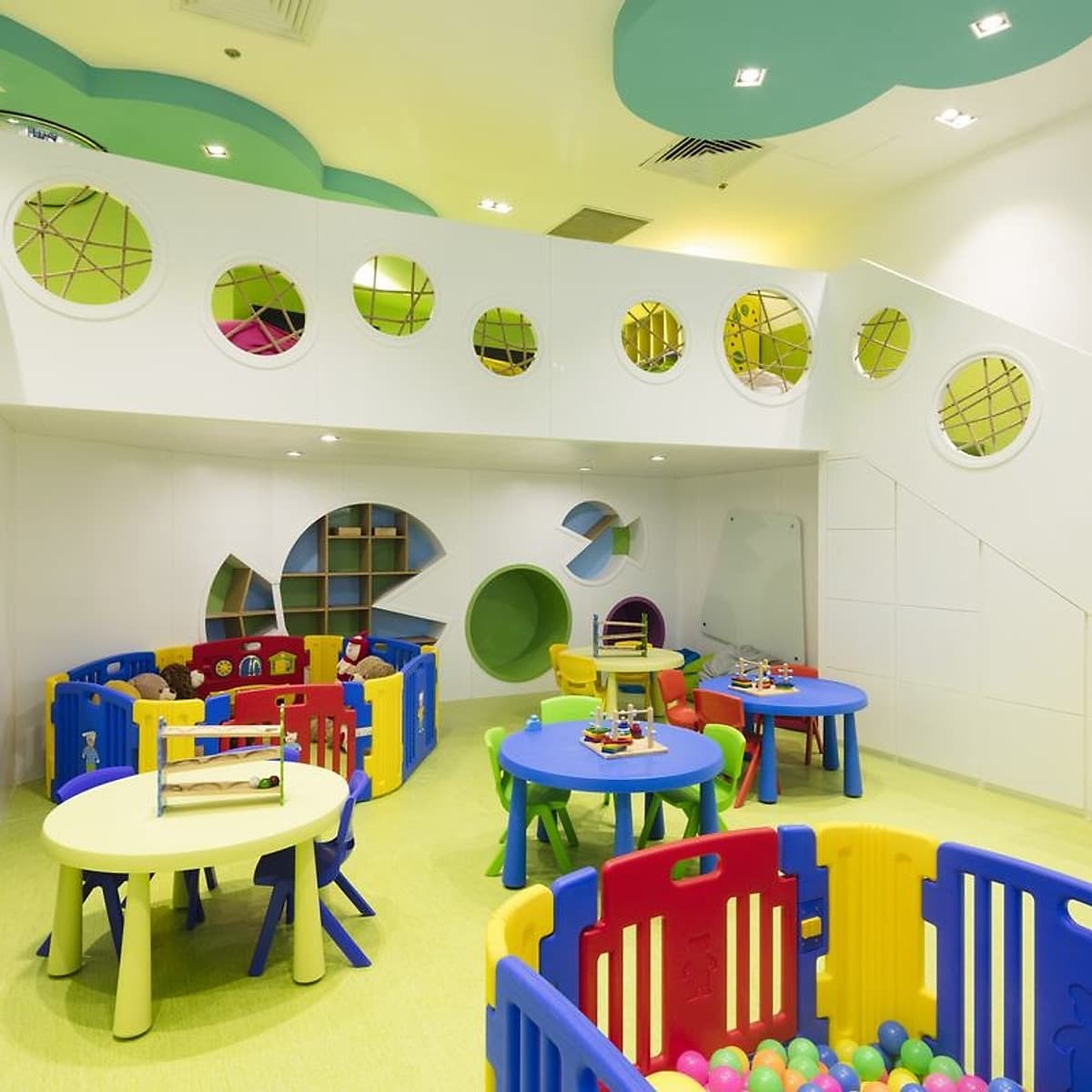 Ariyana SmartCondotel 5* Nha Trang - Gói 3N2Đ Dành Cho 02 Người, Bữa Sáng, Hồ Bơi, Gần Biển, Đón Sân Bay