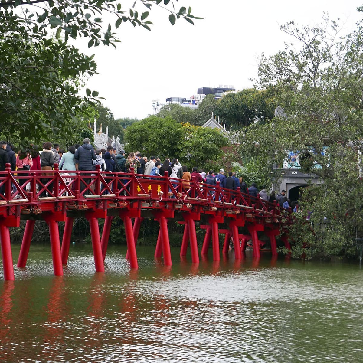 [Tour Tết] tham quan Hà Nội - Mộc Châu - Ninh Bình 4 ngày 3 đêm mùng 2 - 3- 4 Tết khởi hành tại thành phố Hồ Chí Minh bằng máy bay Vietjet Air