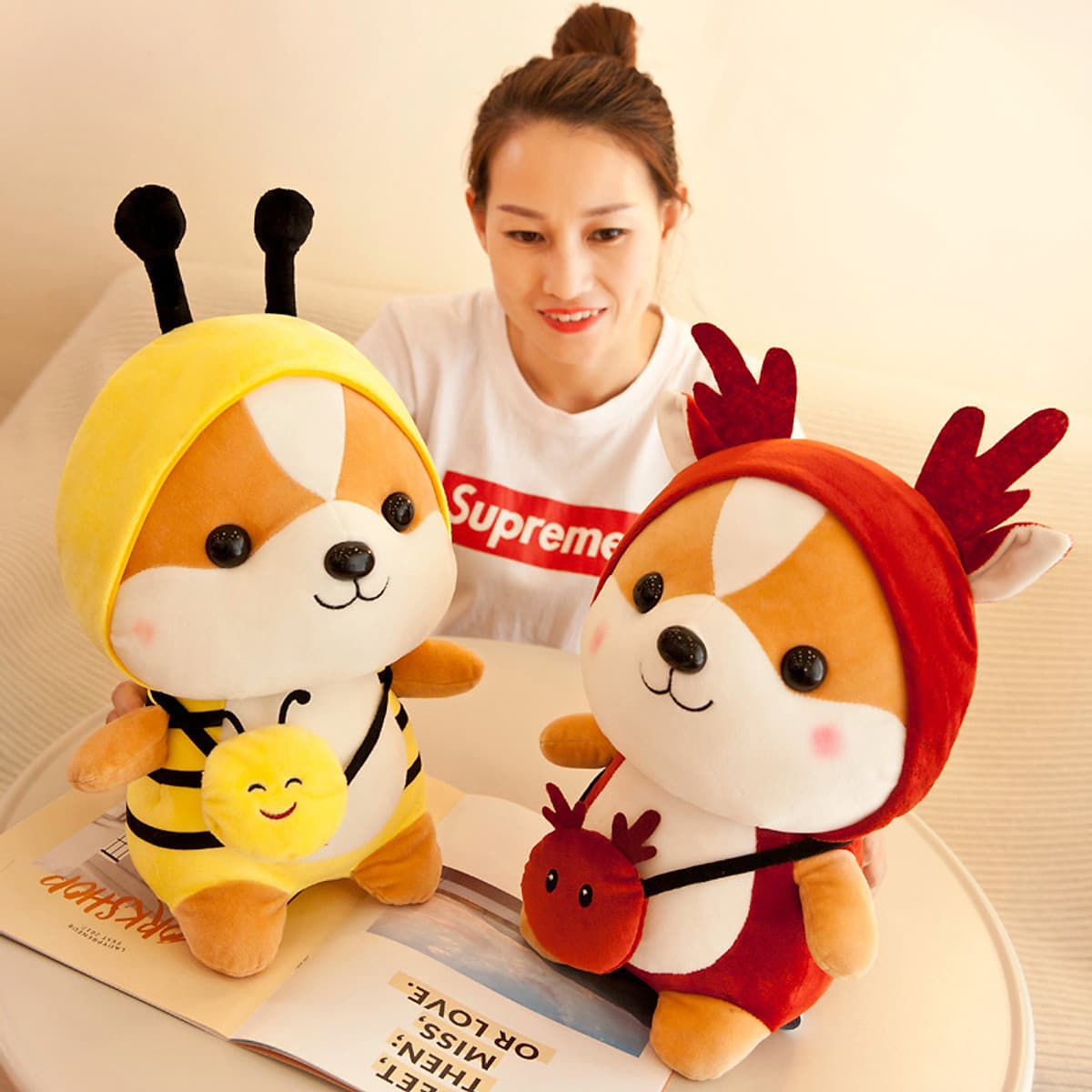 Thú Bông Chó Shiba Hóa Trang Tuần Lộc Đỏ Ngộ Nghĩnh 25cm