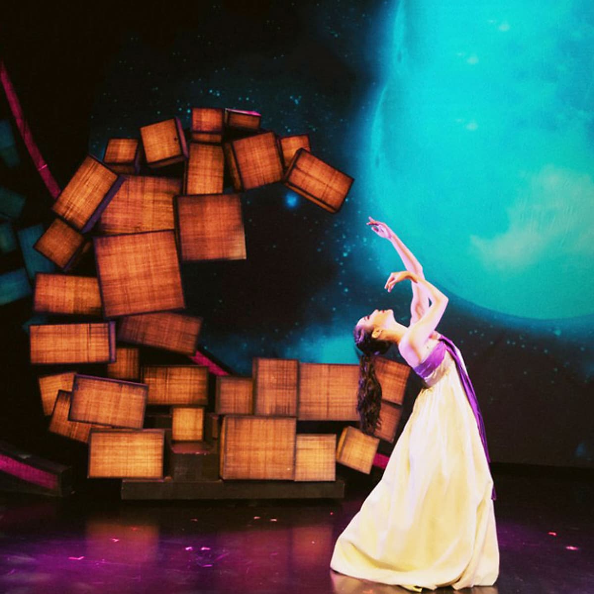 Vé Sun & Moon Show Seoul, Hàn Quốc (Hạng V)
