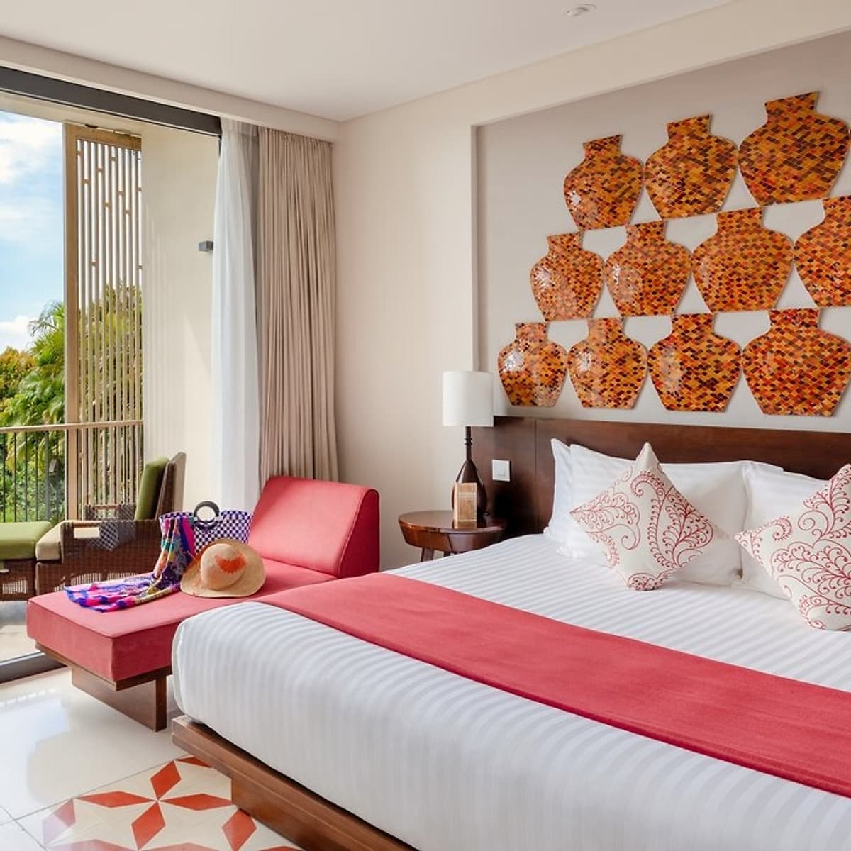 Gói 3N2Đ Salinda Resort 5* Phú Quốc - 02 Bữa Buffet Sáng, 01 Bữa Tối Sang Trọng, Xe Đón Tiễn Sân Bay, Hồ Bơi, Bãi Biển Riêng
