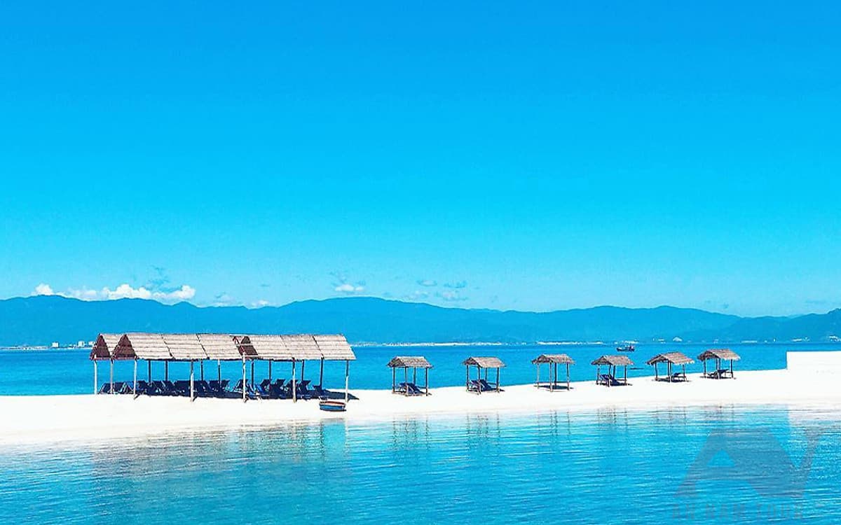 NHA TRANG: Tour Đảo Yến Hòn Nội | Khám Phá Con Đường Nổi Trên Biển Tuyệt Đẹp | Tour Trọn Gói Bao Gồm Tàu Ra Đảo + Hướng Dẫn Viên + Vé Tham Quan + Ăn Sáng Trên Tàu + Ăn Trưa Trên Đảo