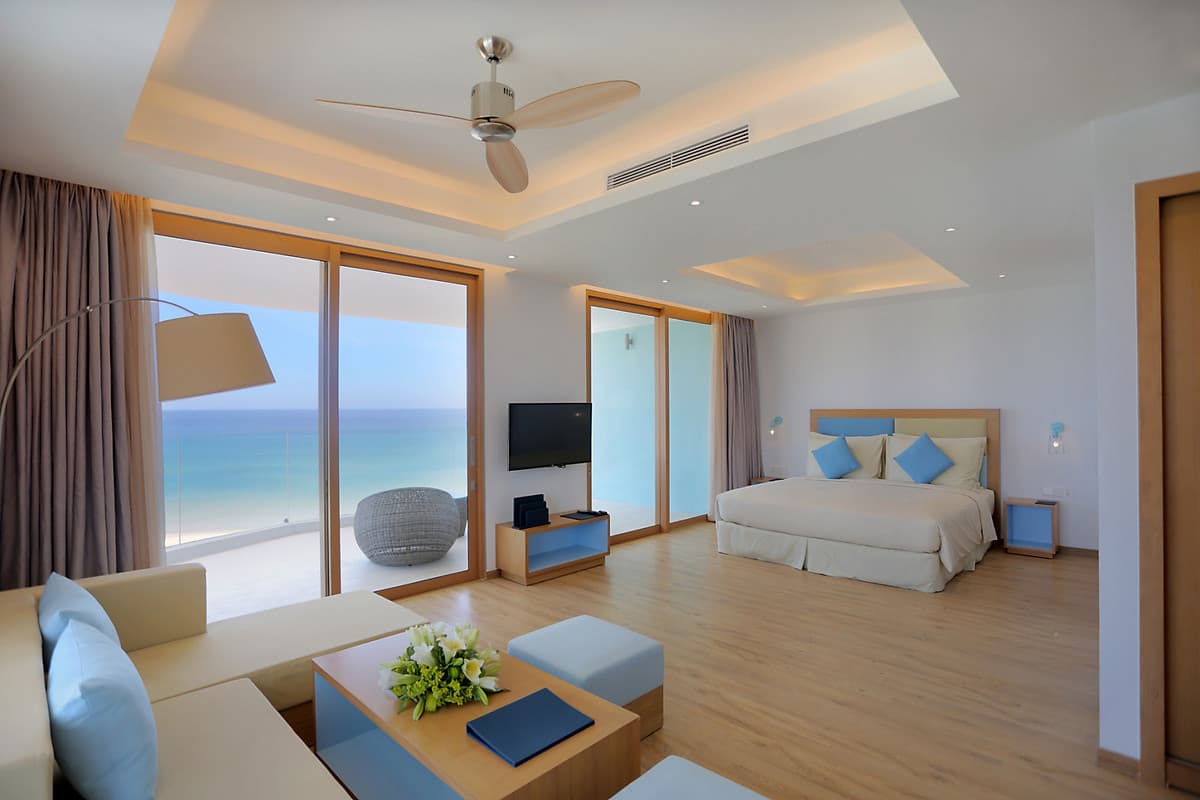 VOUCHER TRIPLUX - 4N3Đ TẠI HỆ THỐNG KHU NGHỈ DƯỠNG FLC- Áp dụng Từ thứ 6 đến thứ 2 DÀNH CHO  2 NGƯỜI LỚN + 2 TRẺ EM DƯỚI 6 TUỔI