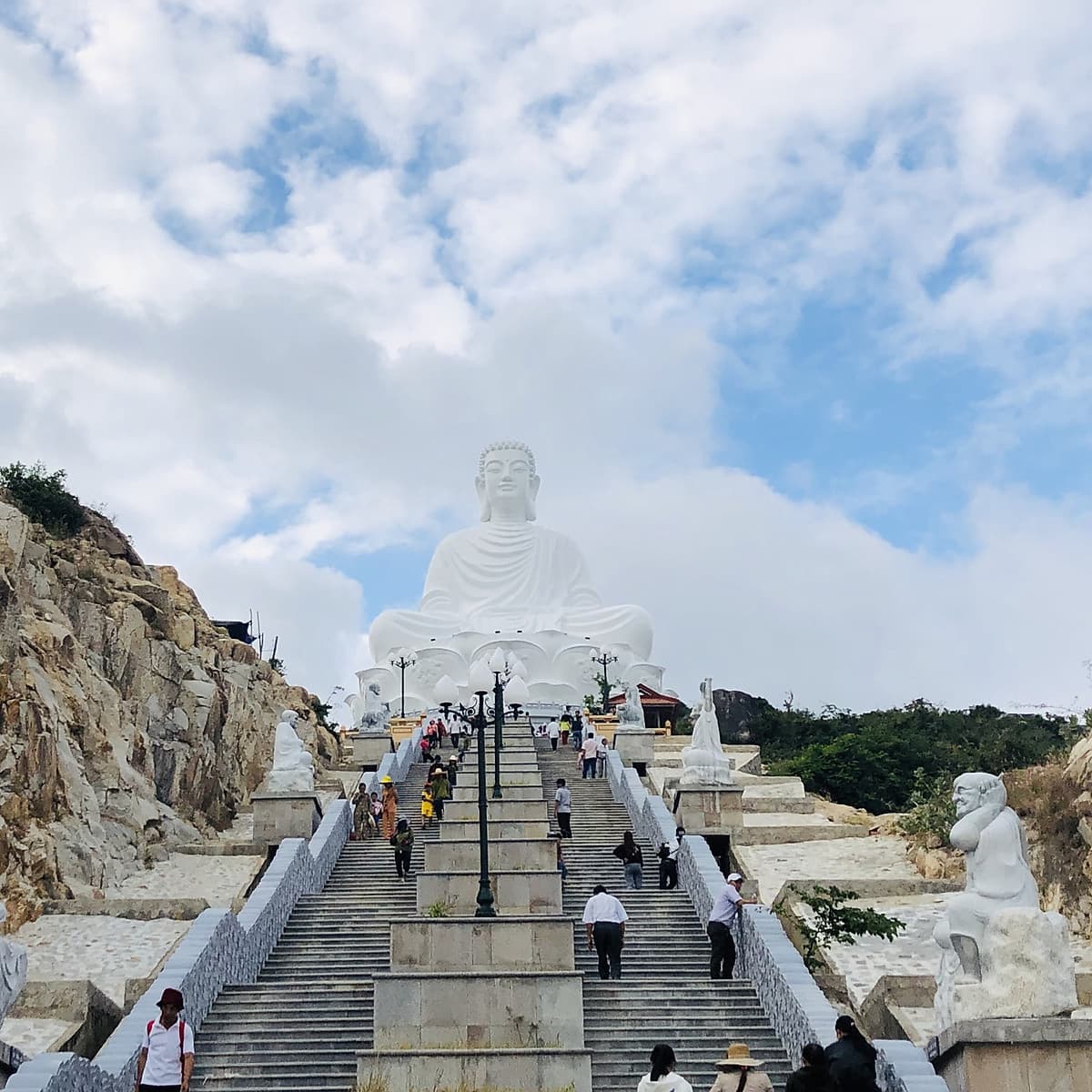 [Tour Tết] Tour tham quan PHÚ YÊN – QUY NHƠN – KỲ CO – EO GIÓ 3 ngày 2 đêm khởi hành mùng 2,3,4 Tết (13,14,15/2/2021) tại thành phố Hồ Chí Minh bằng máy bay Vietjet Air