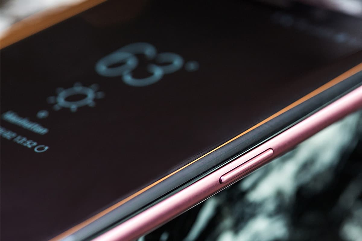 Điện Thoại Samsung Galaxy S9 - Hàng Chính Hãng (Đã Kích Hoạt) Bảo Hành 12 Tháng